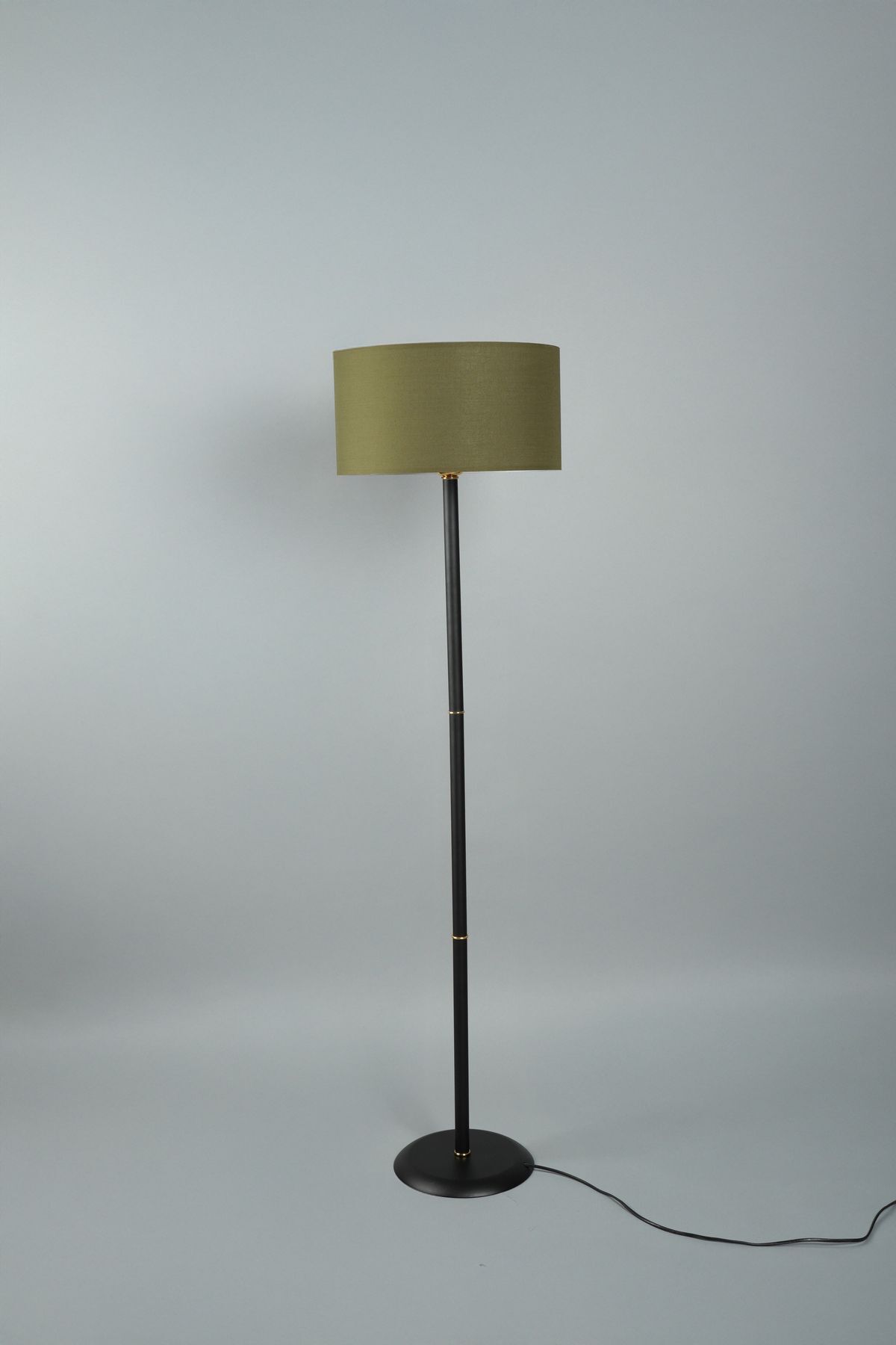 teknotrust Vica Metal Lambader Siyah-Haki (38x38x145 cm)