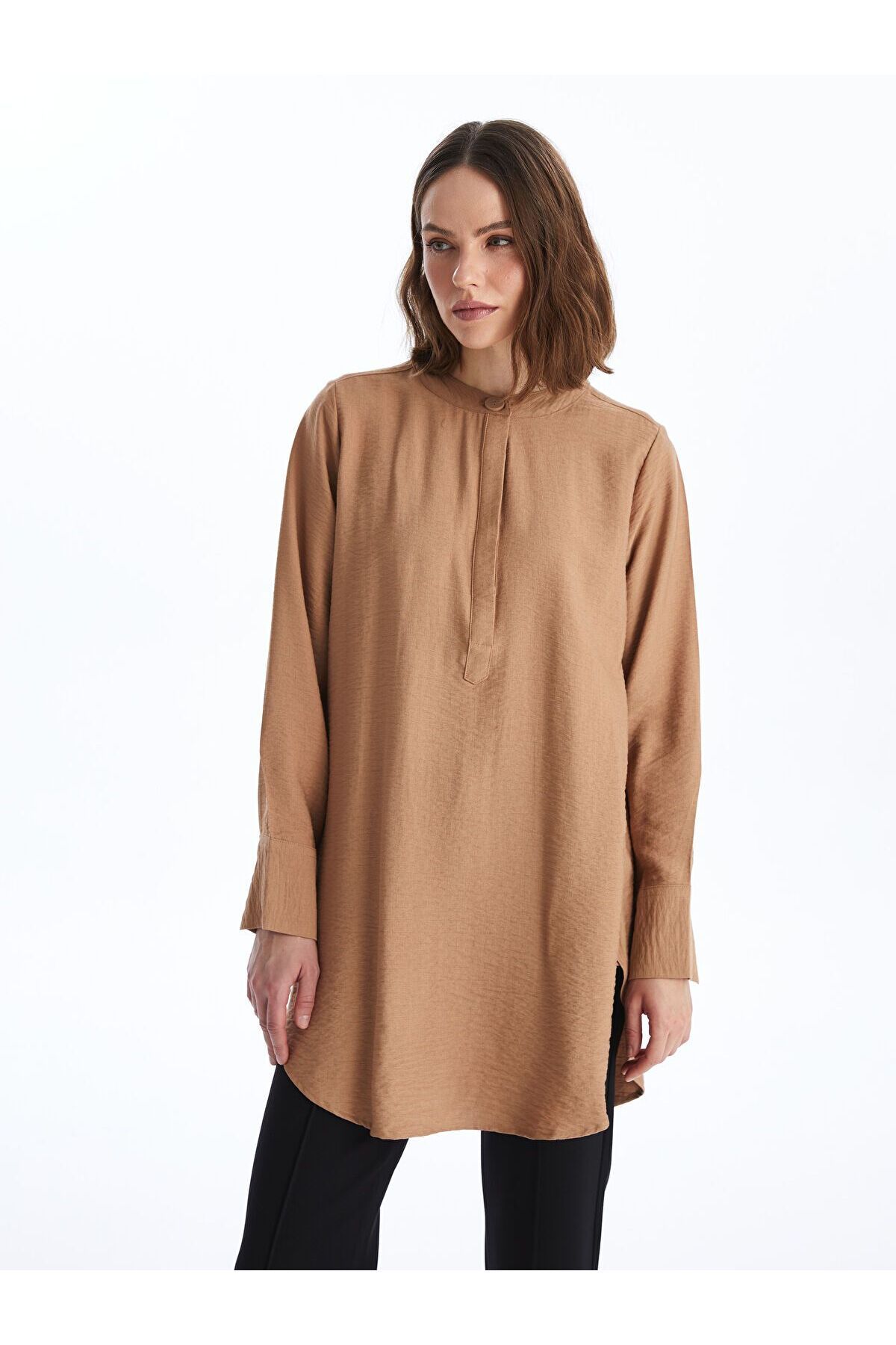 LC Waikiki Bisiklet Yaka Düz Uzun Kollu Oversize Kadın Tunik
