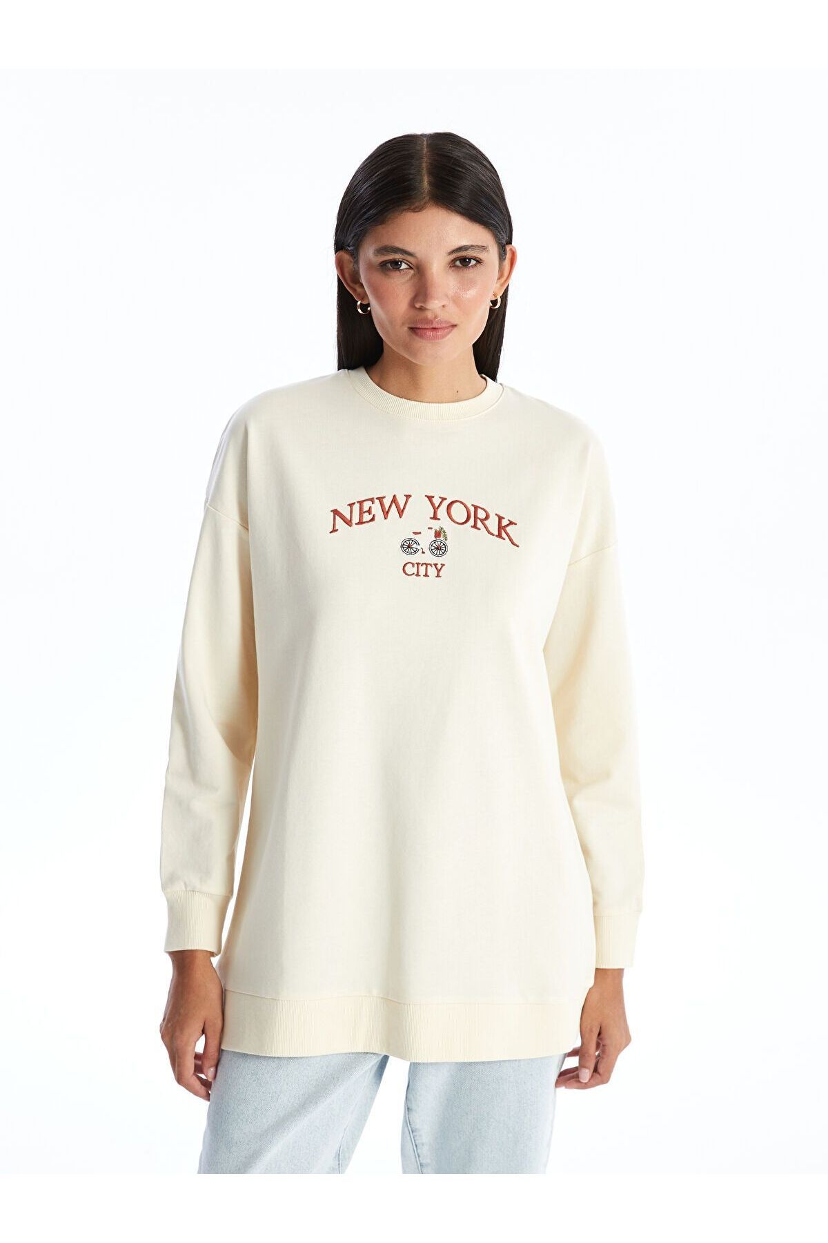LC Waikiki Bisiklet Yaka Nakışlı Kadın Sweatshirt Tunik