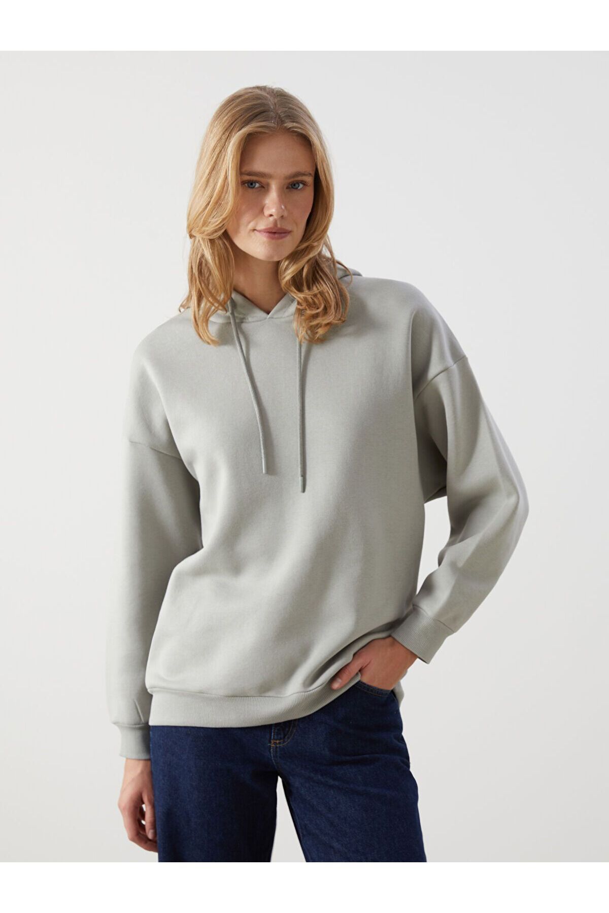 LC Waikiki Kapüşonlu Düz Oversize Kadın Kalın Sweatshirt Tunik