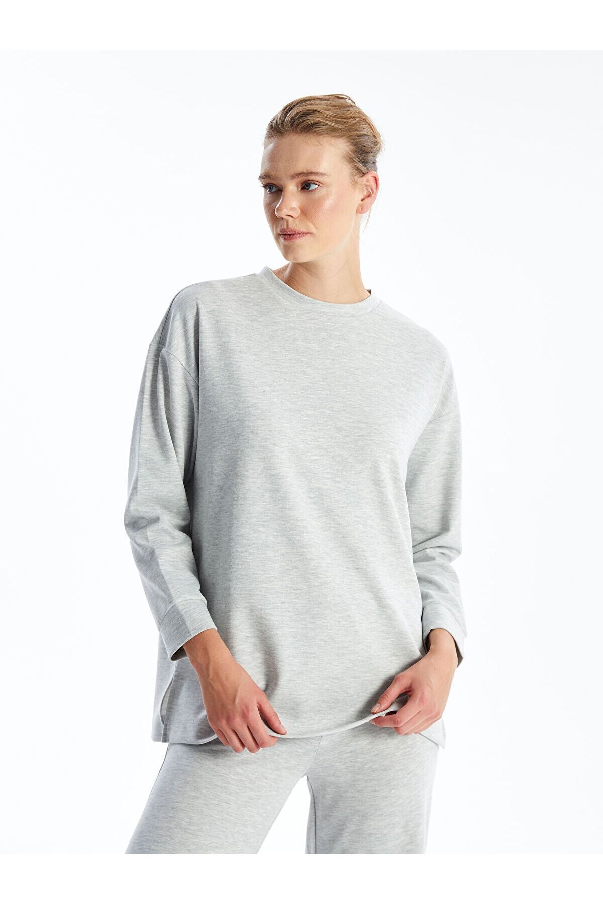 LC Waikiki Bisiklet Yaka Düz Oversize Kadın Sweatshirt Tunik