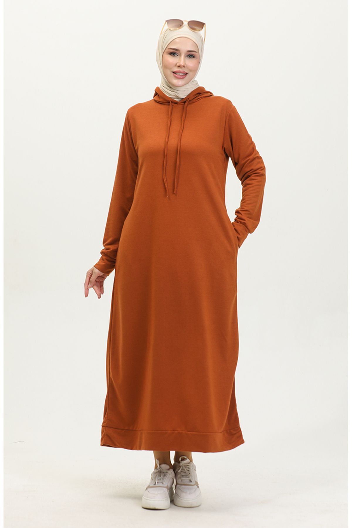 sefamerve-Hellbraunes Sportkleid mit Kapuze – Zwei Fäden 0190-17 3