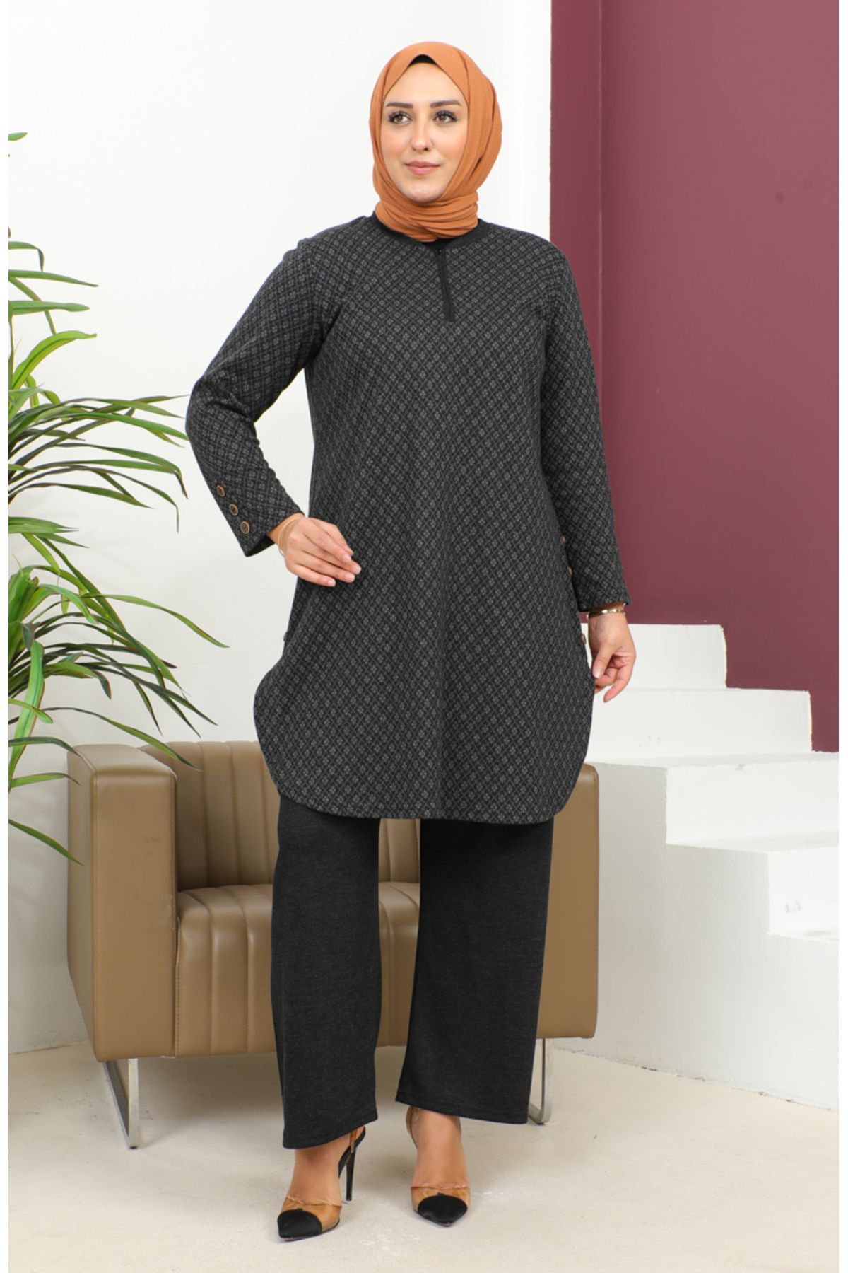 complete the look image