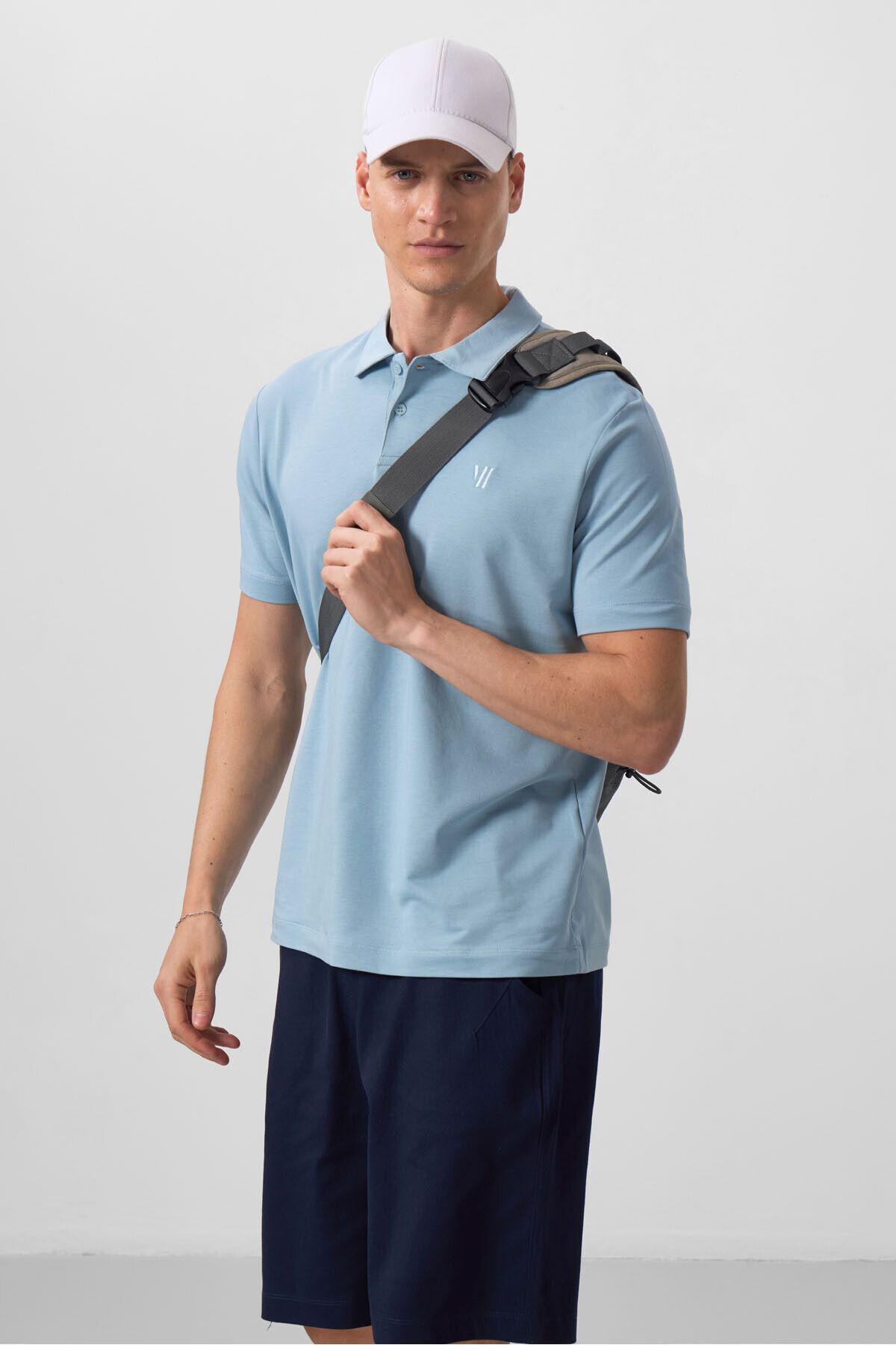 TOMMY LIFE-Navy Blue Standard Fit Woven Lightweight Flexible Chino Men's Shorts - 81290 3