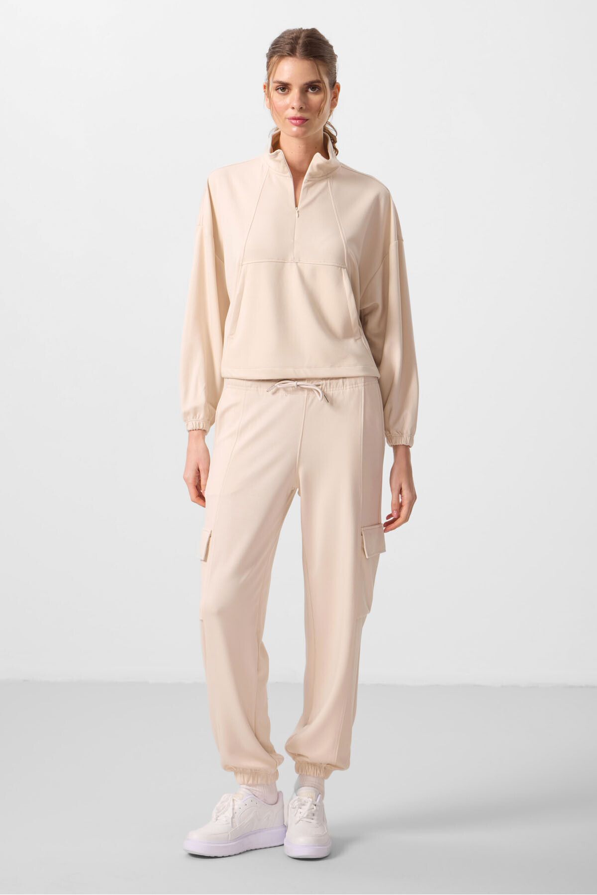 TOMMY LIFE-Beige Soft Stand Collar Oversize Women's Tracksuit Set 95351 1