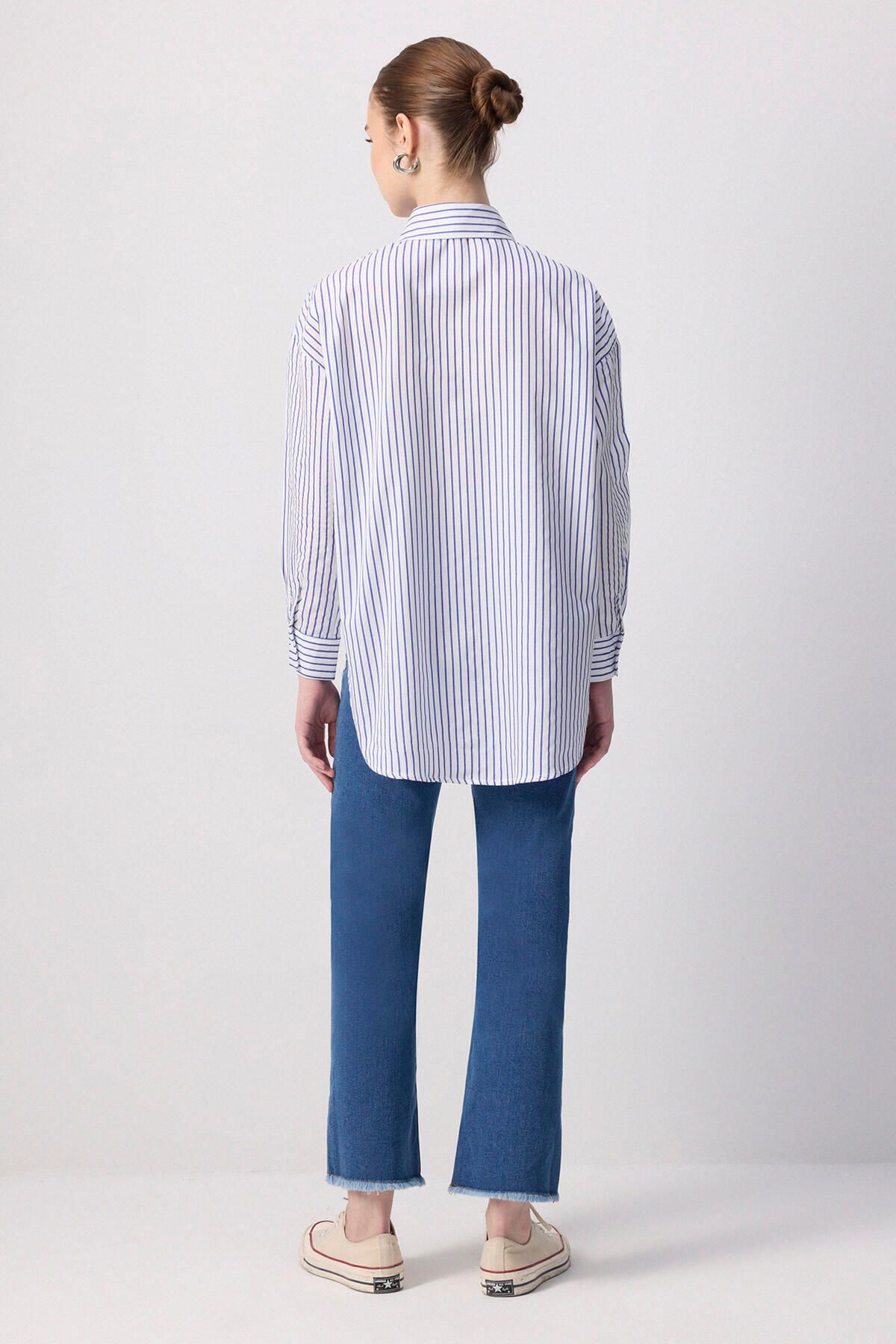Touché Privé-Pinstripe Oversized Shirt 4