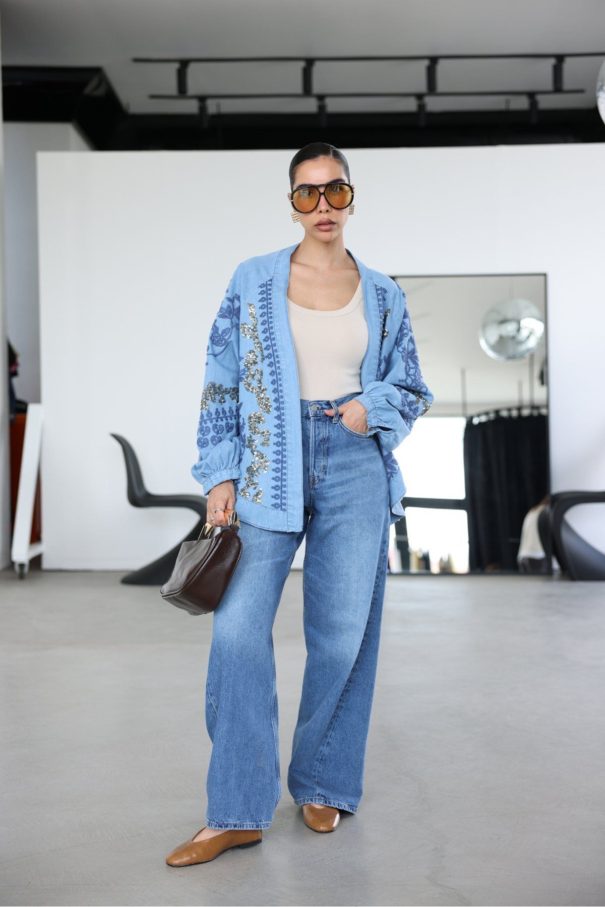 Özge Özgenç Nakış Ve Pul İşlemeli Kimono