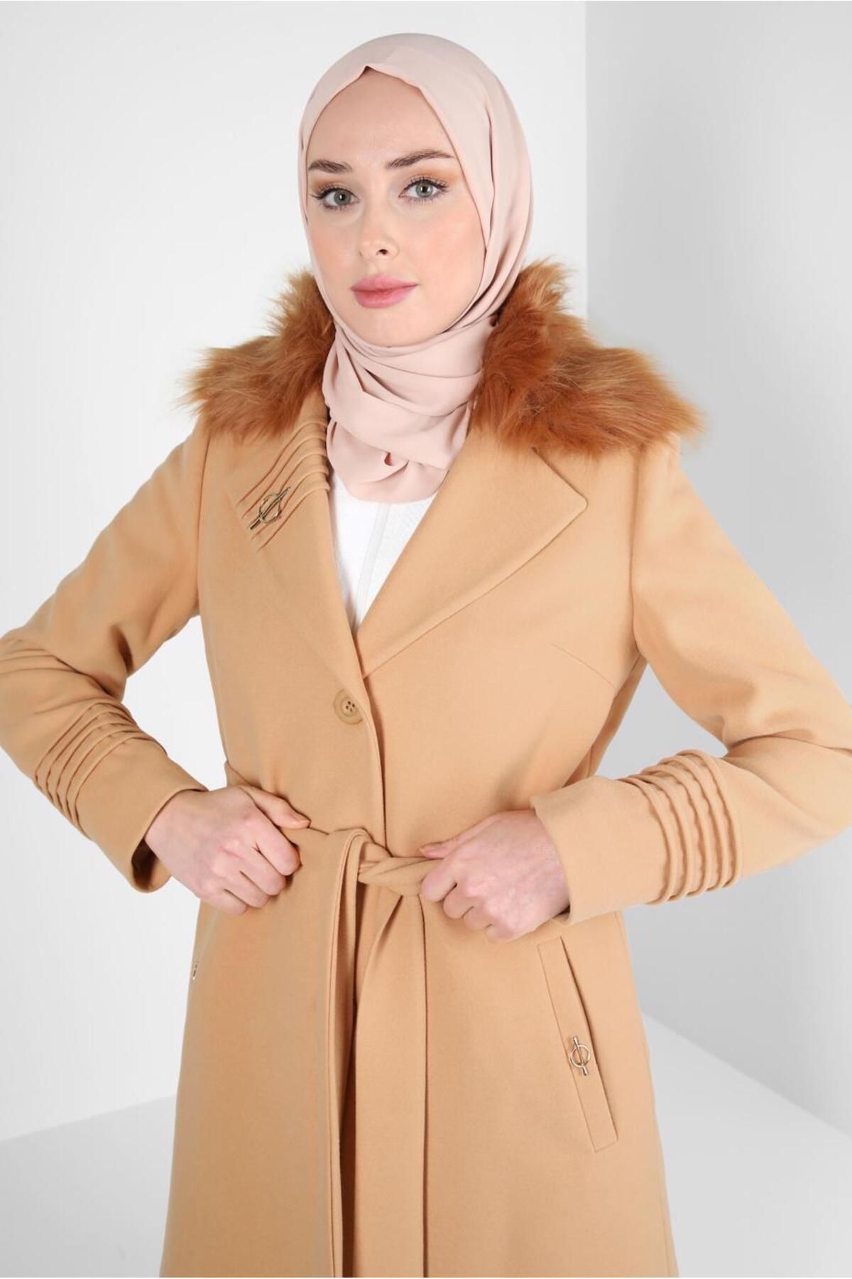 مانتو تفصیلی سنجاق کمربند 90406 Alvina