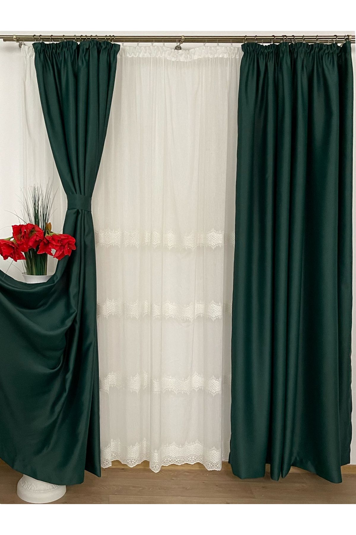 Liz Line-Set doua draperii blackout, smarald, "Monocrom Signature" by Liz Line, cu rejansa 2x140x245 DR1014 8