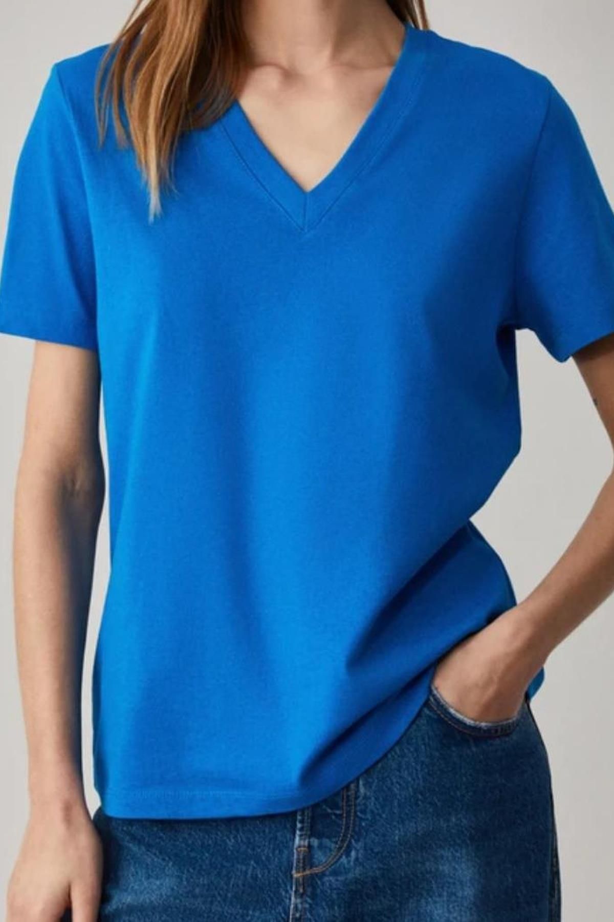 Derya butik Mavi V Yaka Modal Tişört