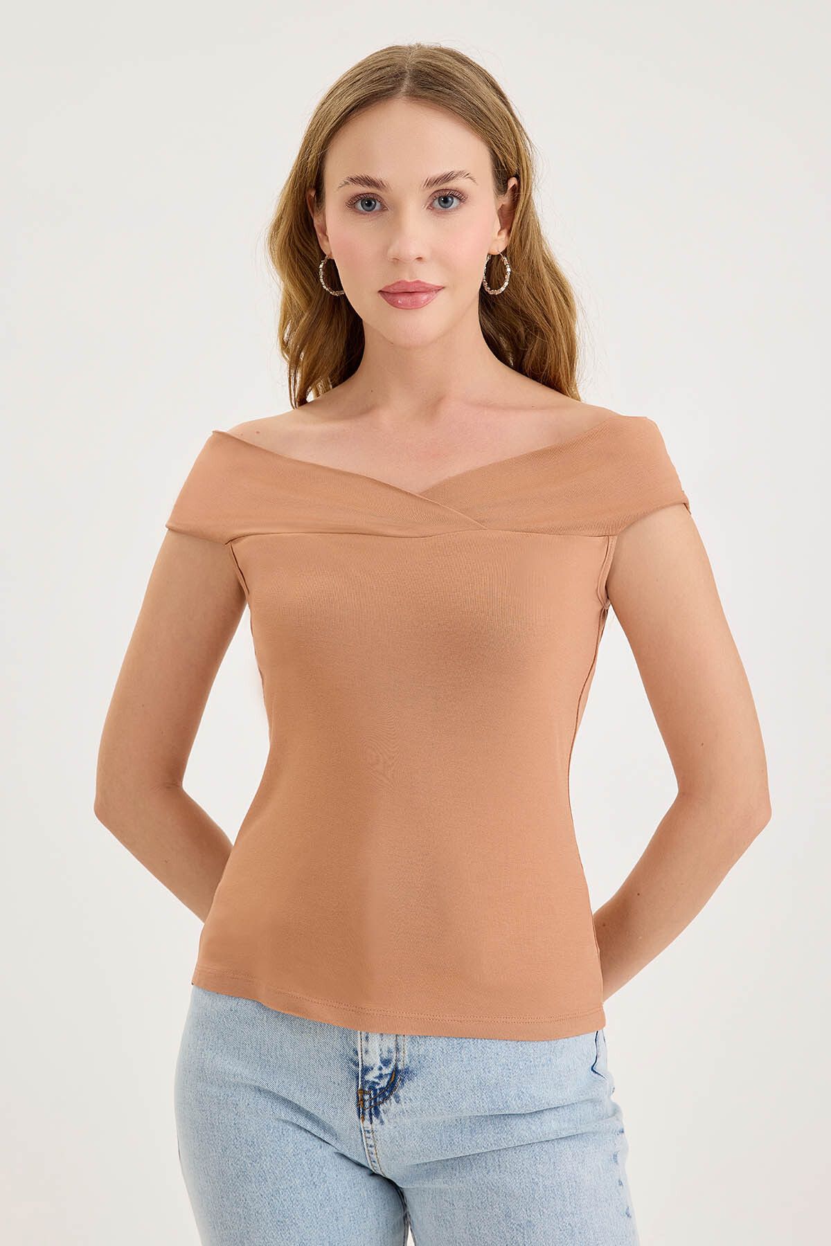 Vitrin-Boat Neck Blouse 1
