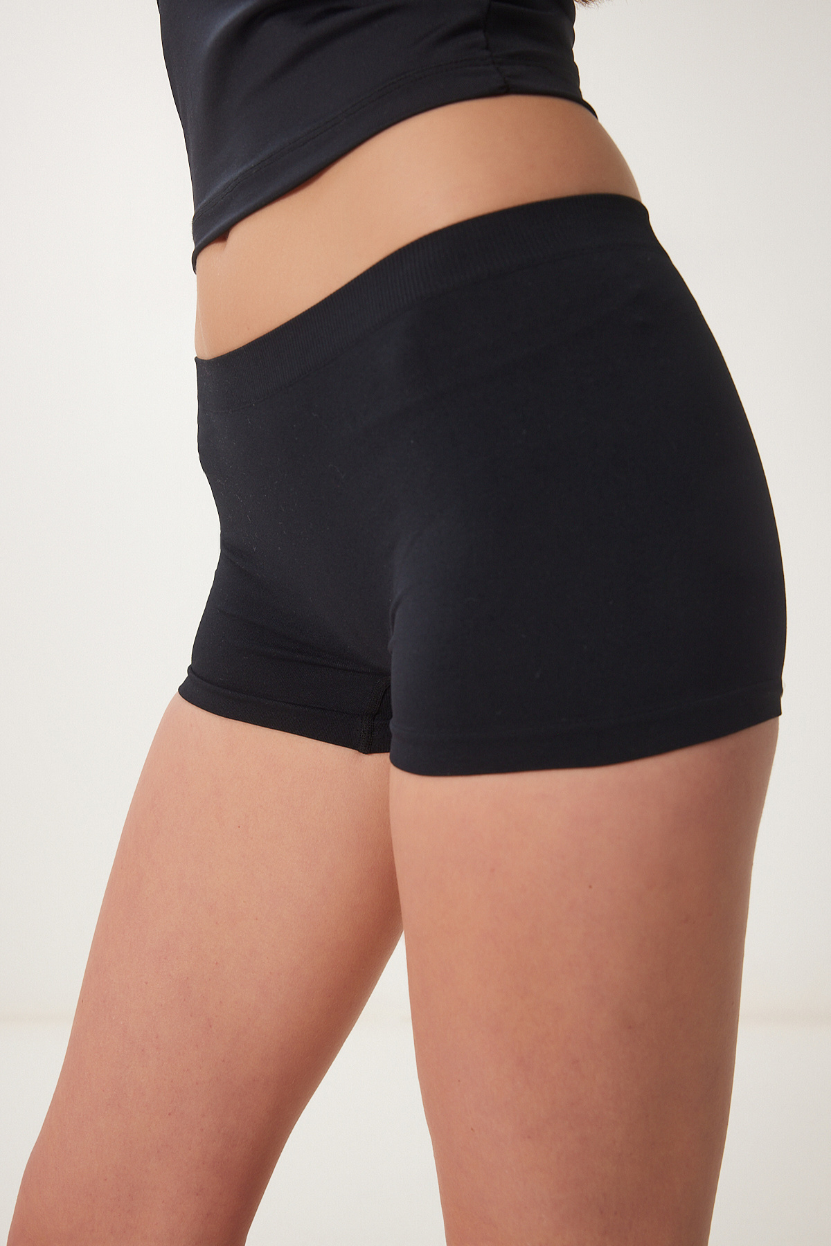 Lovelyİstanbul-Pack of 2 Seamless Knitted Boxers Cream Black Lgv0002 3