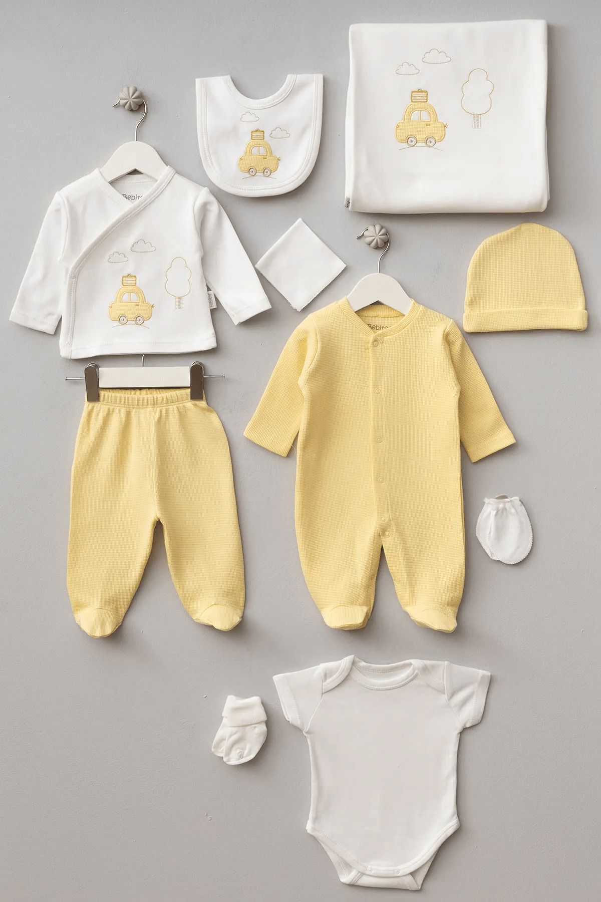 Baby Maa 10 Parça Unisex Bebek Yenidoğan Hastane Çıkış Seti – %100 Pamuk Organik Kutulu Zıbın Takımı
