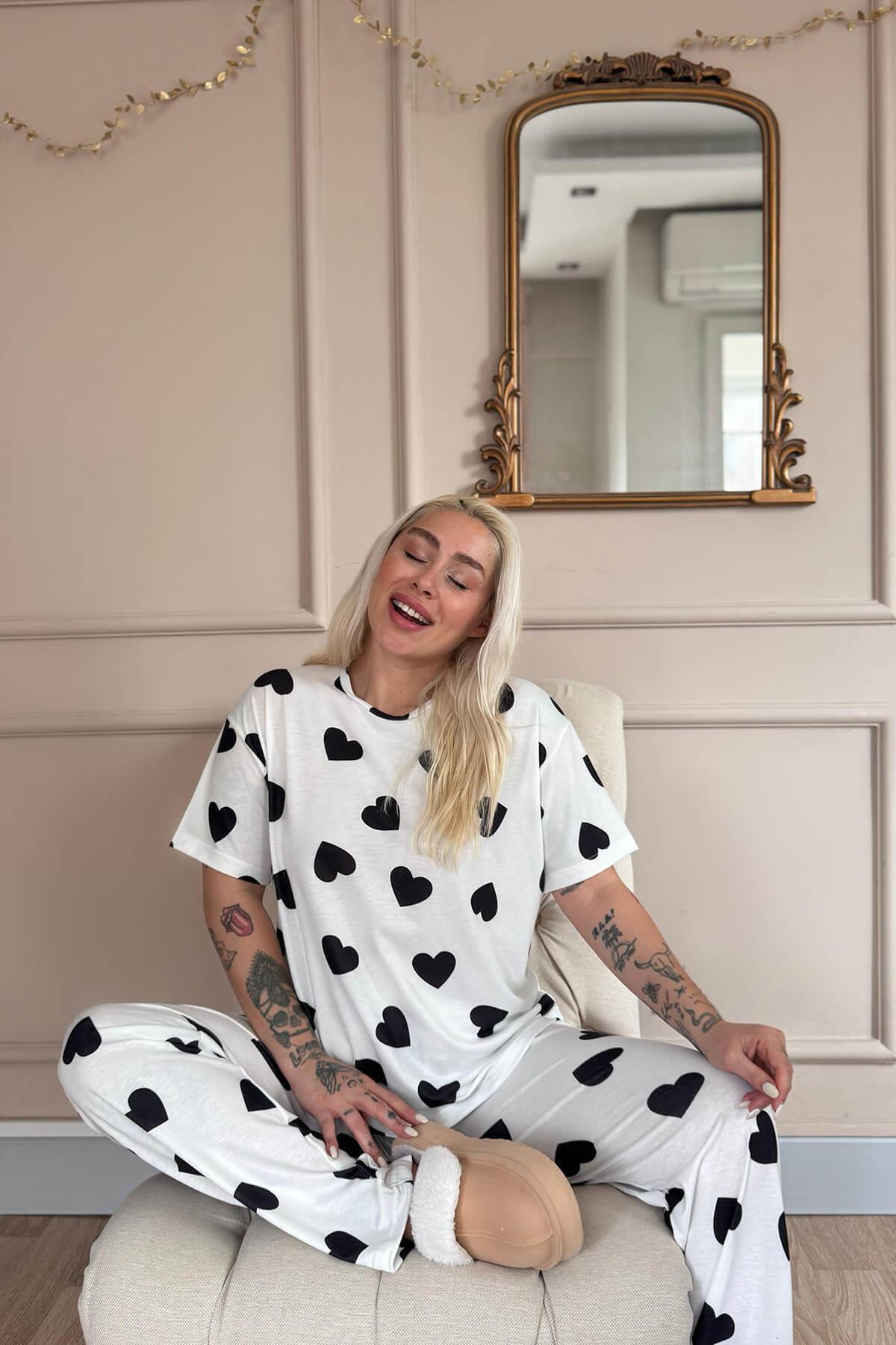 Pijamaevi-Ivory Passion Heart Patterned Bamboo Short Sleeve Women's Pajamas Set 3