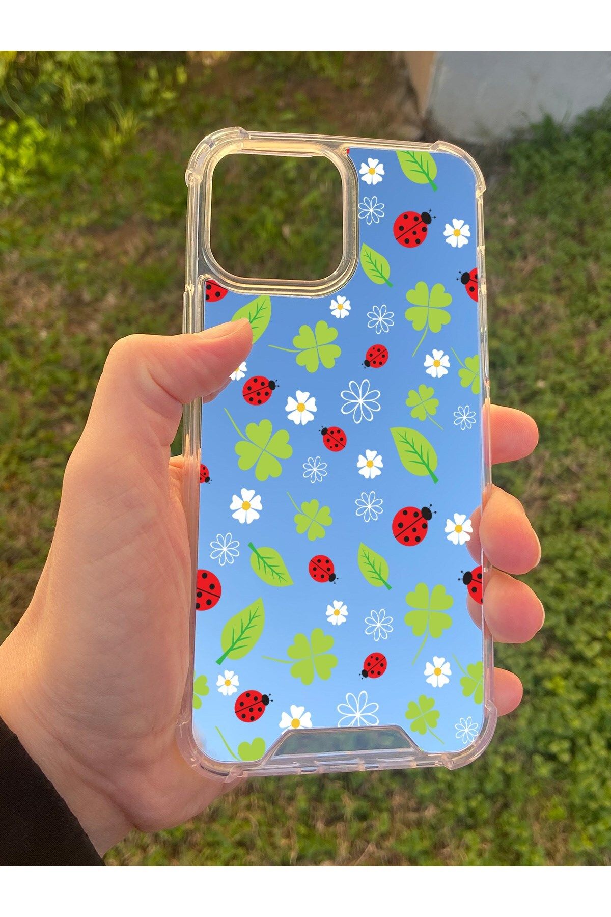 blueb İphone 14 Pro Max Uyumlu Aynalı Uğur Böceği Desenli Darbe Kamera Korumalı Silikon Telefon Kılıfı