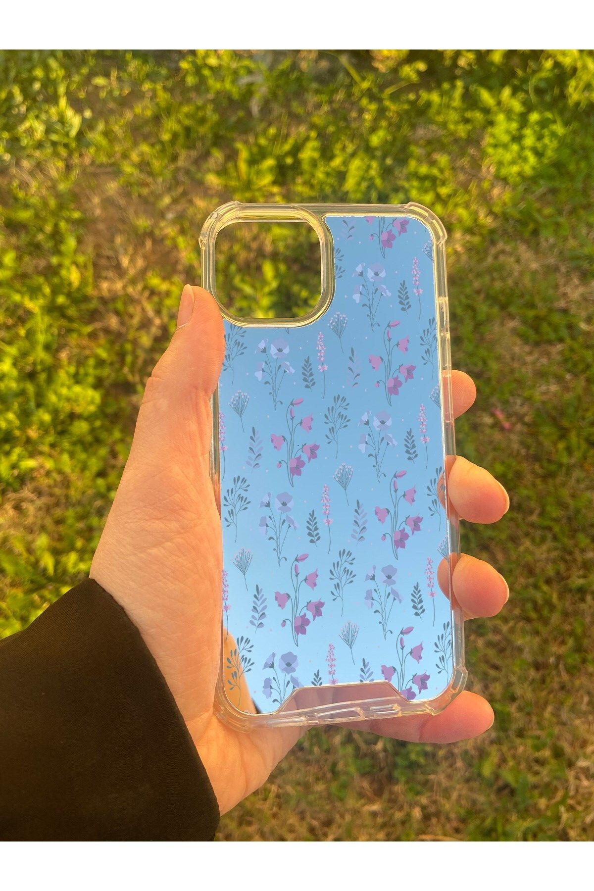 blueb İphone 13 Uyumlu Aynalı Mor Çiçek Desenli Darbe Kamera Korumalı Silikon Telefon Kılıfı