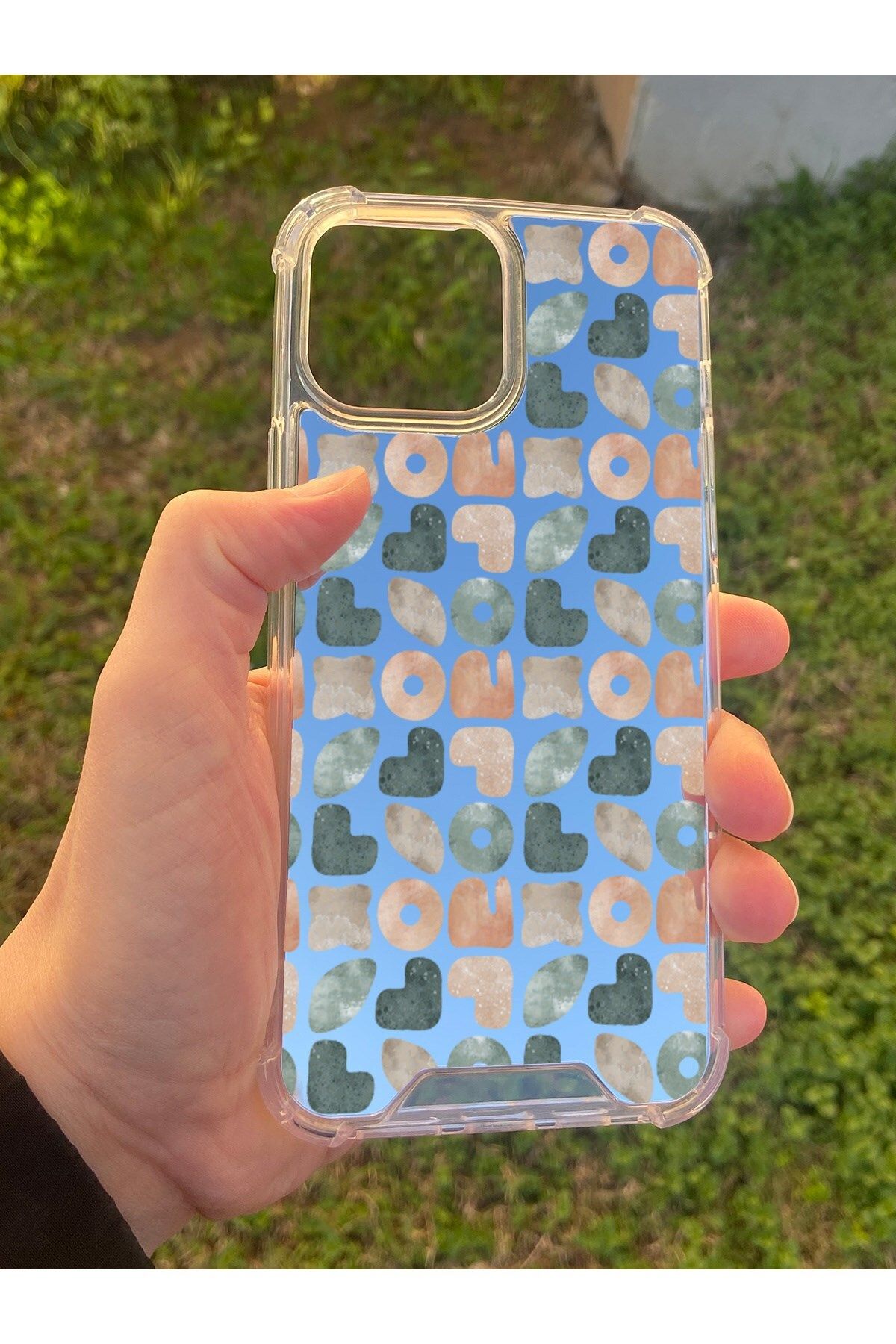 blueb İphone 13 Pro Max Uyumlu Aynalı Geometrik Desenli Darbe Kamera Korumalı Silikon Telefon Kılıfı