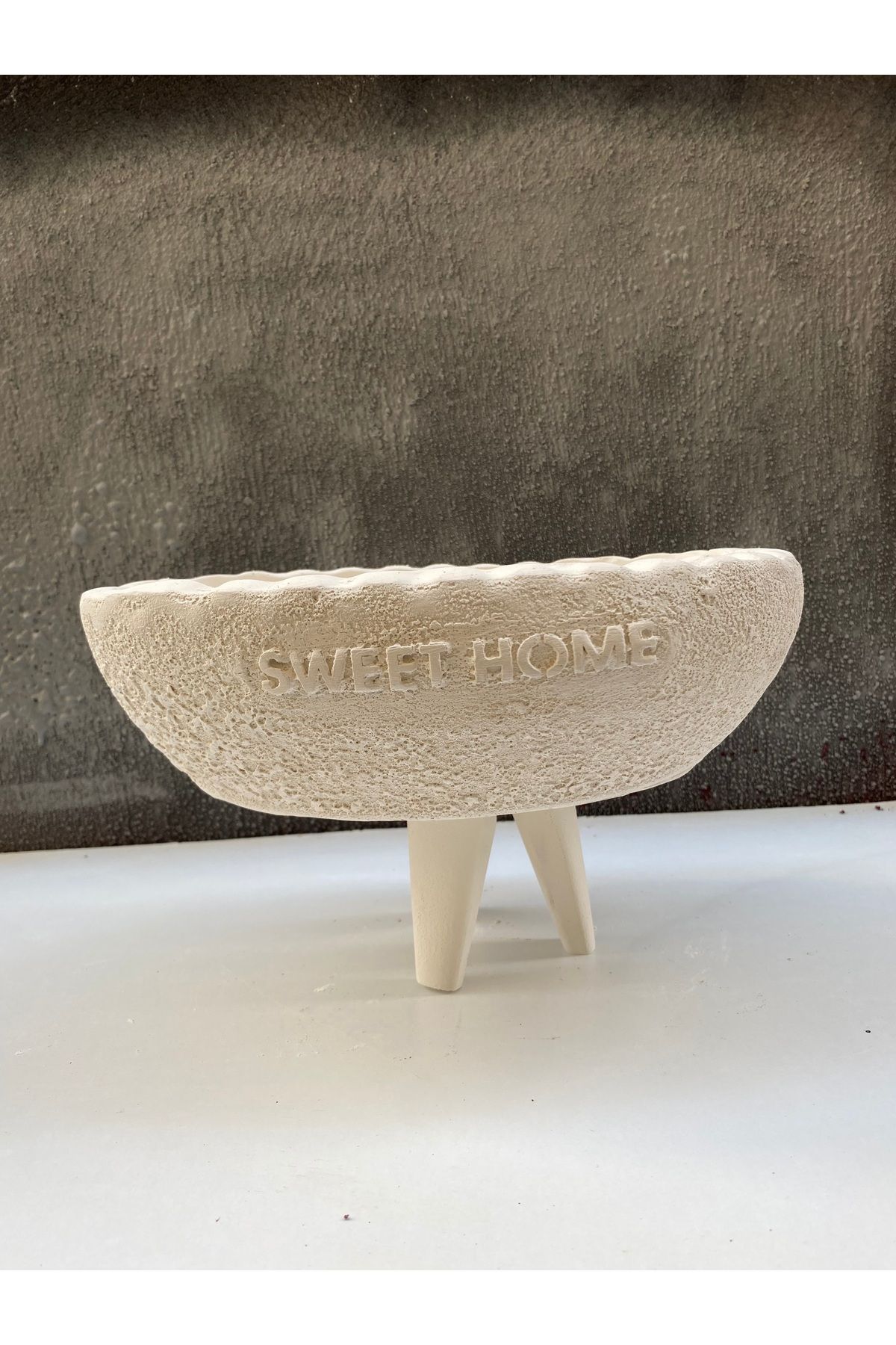 OzzeyCandle Sweet Home Yazılı Ayaklı Dekoratif Saksı – El Yapımı