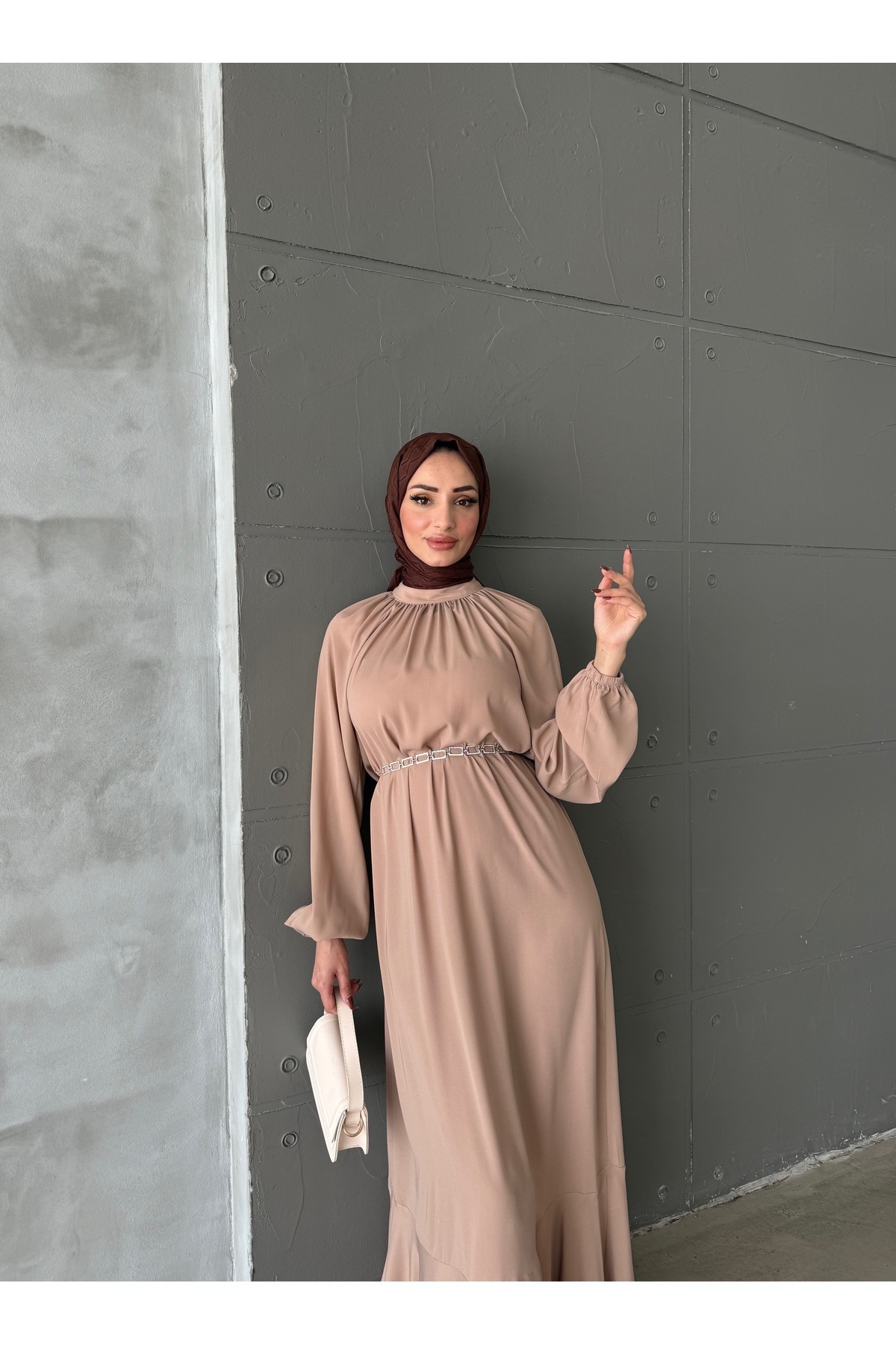 hacer ayaydın-Medina Silk Flying Tauzet Dress with Chain Belt 3