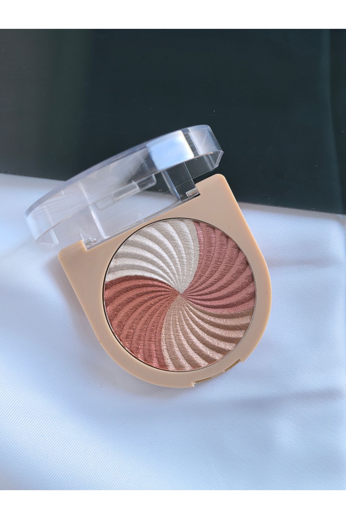 Lesvip's 4 renkli ışıltılı aydınlatıcı Highlighter
