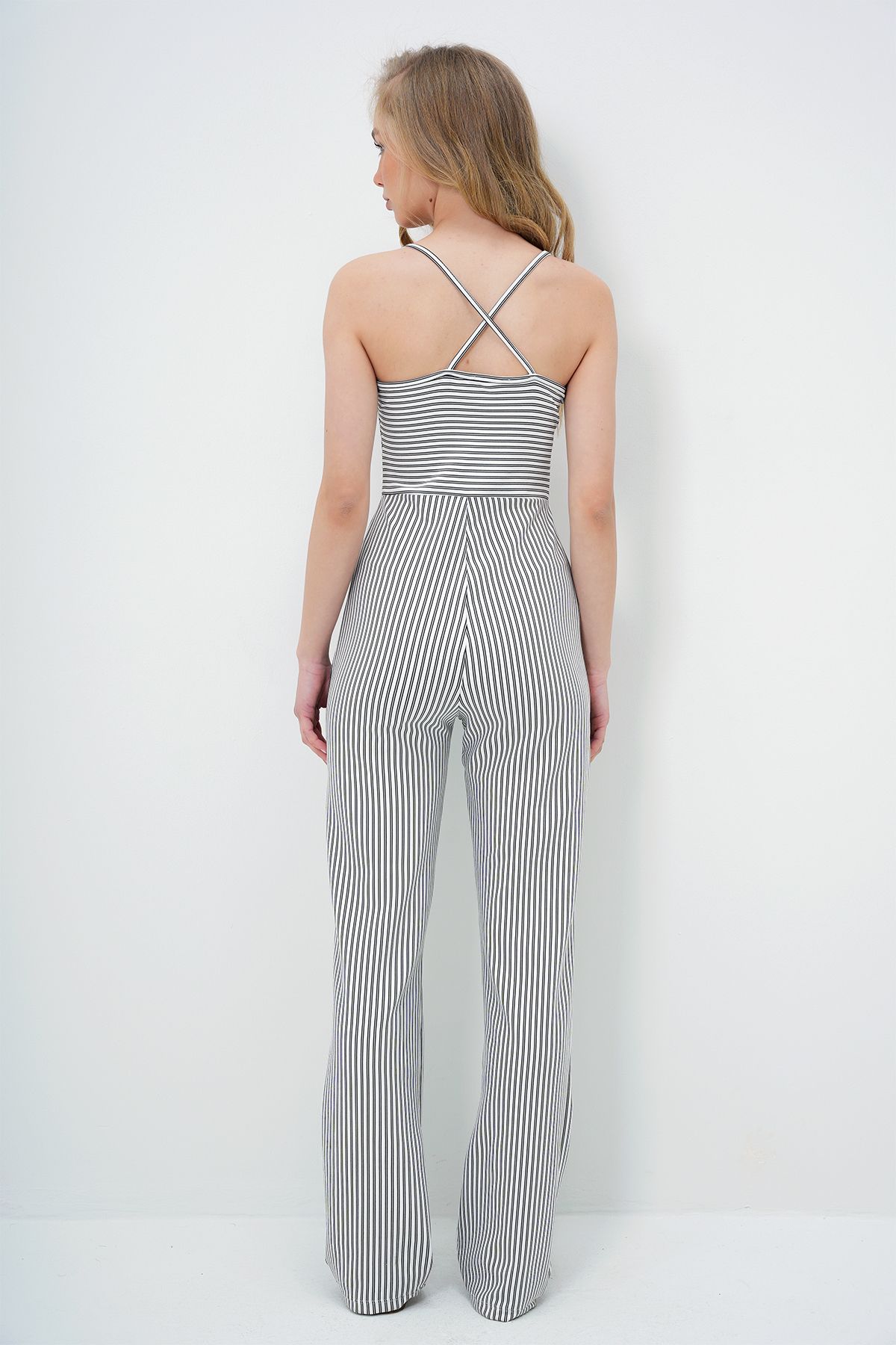 Trend Alaçatı Stili-Women's White Striped Back Cross Strap Pleat and Collar Detailed Summer Jumpsuit Alc-X13892 5