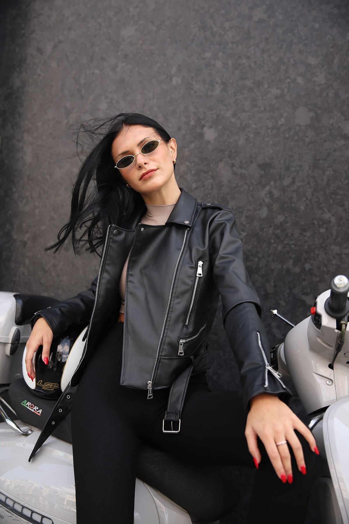 Helen Goods Kadın Kemerli Deri Ceket BY6518