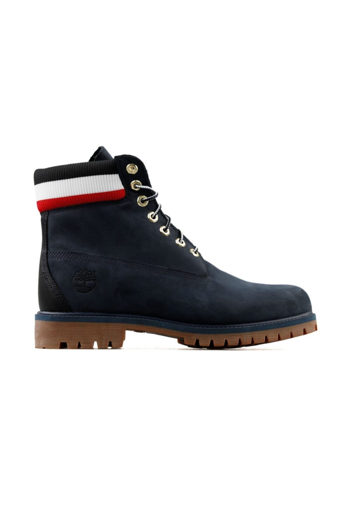 Navy blue shop and red timberlands