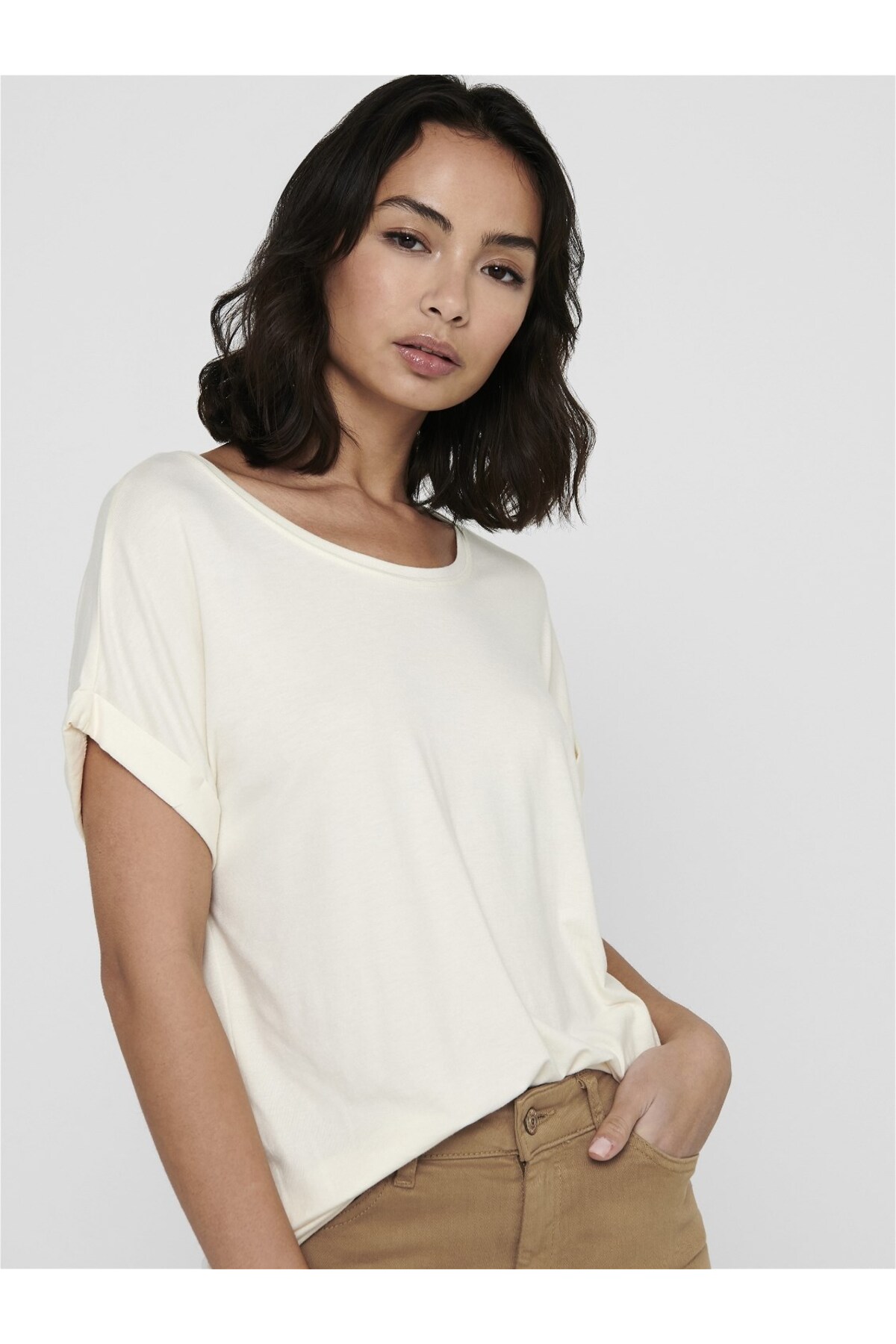 Wide Neck Basic T-Shirt 15106662