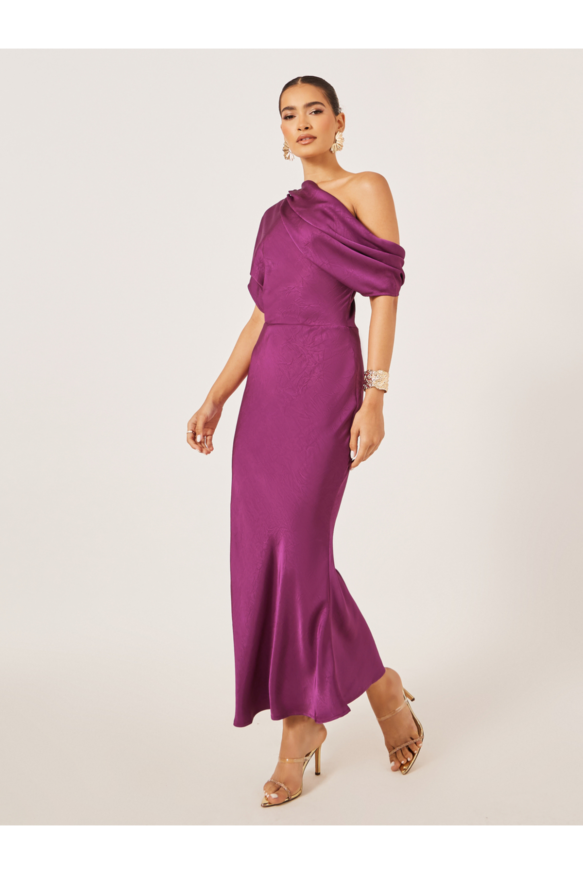 Styli Self Design One Sleeve Mermaid Maxi Dress