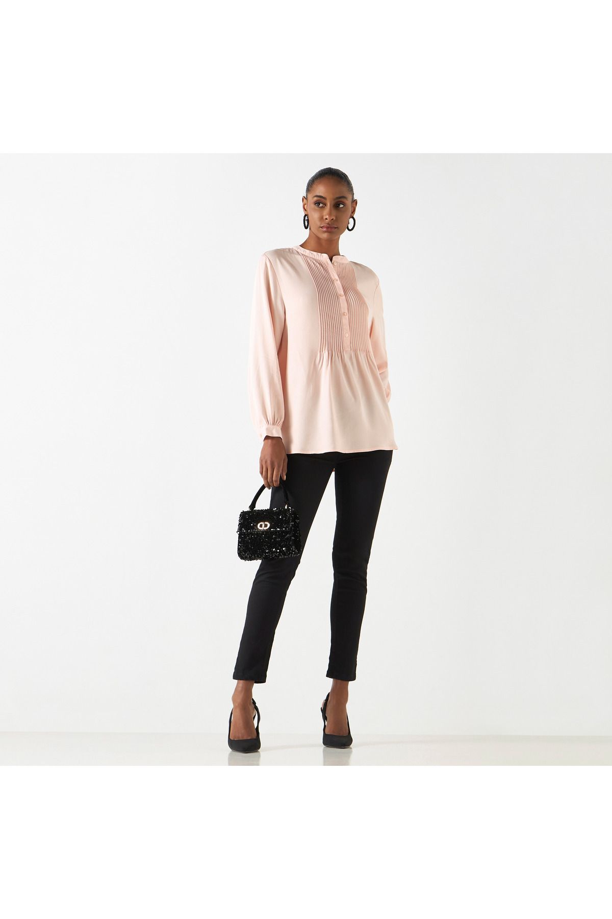 complete the look image