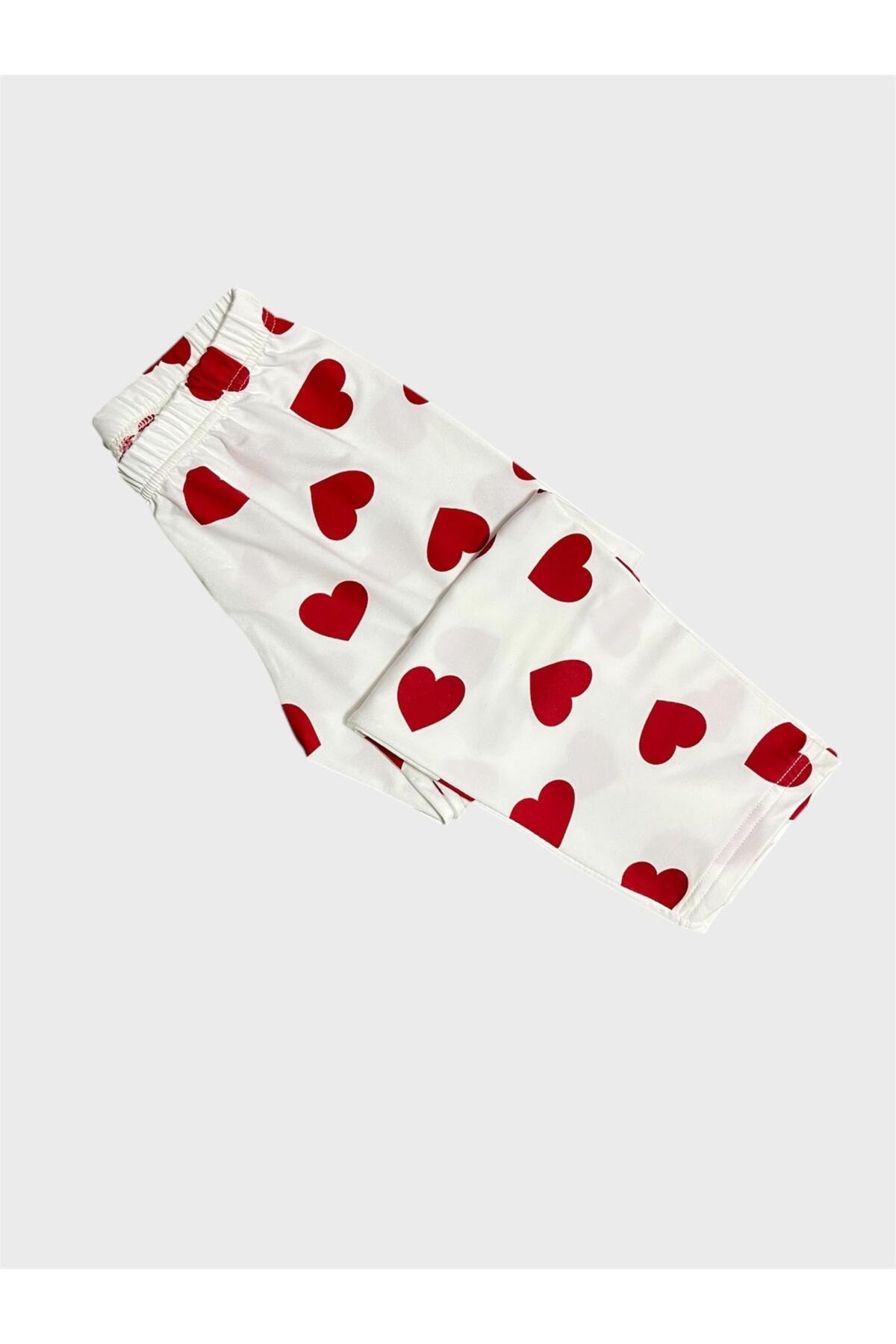 Genel Markalar Kız Çocuk %100 Pamuklu Beyaz Kalp Desenli Gömlek Yaka Düğmeli Kısa Kollu Pijama Takımı fotoğrafı 5 (önizleme)
