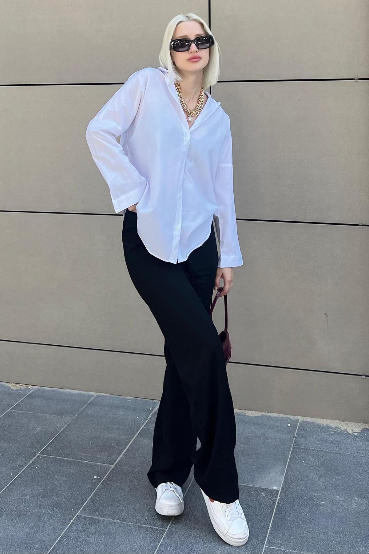 Madmext-Biela nadrozmerná košeľa Mad Girls Mg1369 7
