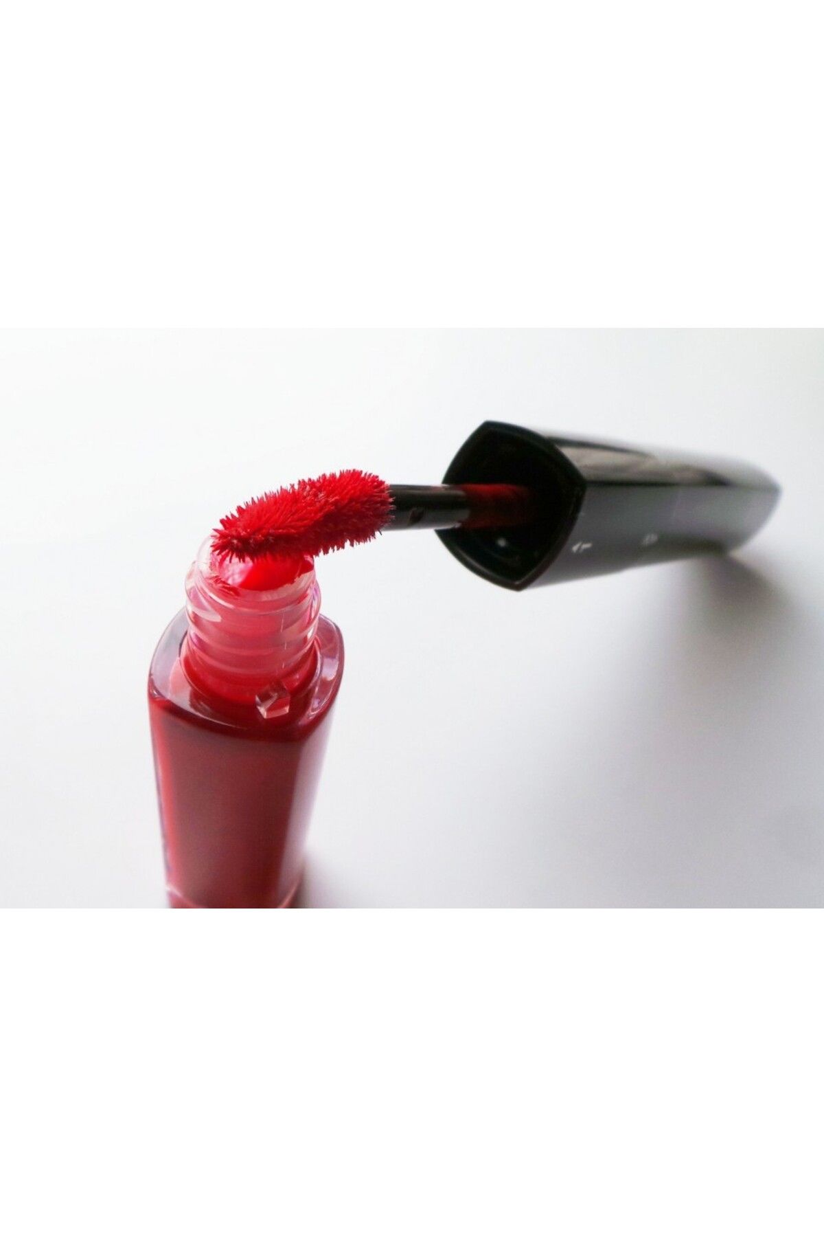 L'Oreal Paris-Ruj De Buze Rezistent La Transfer Loreal Infallible 506 Red Infallible 4