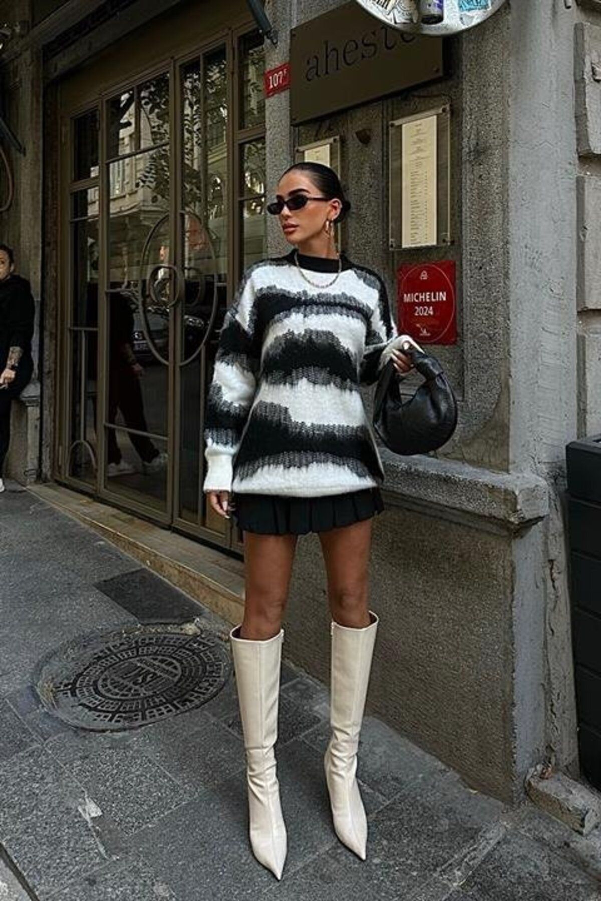 KAZAK-Raised Sweater with Transition Detail 1346 2