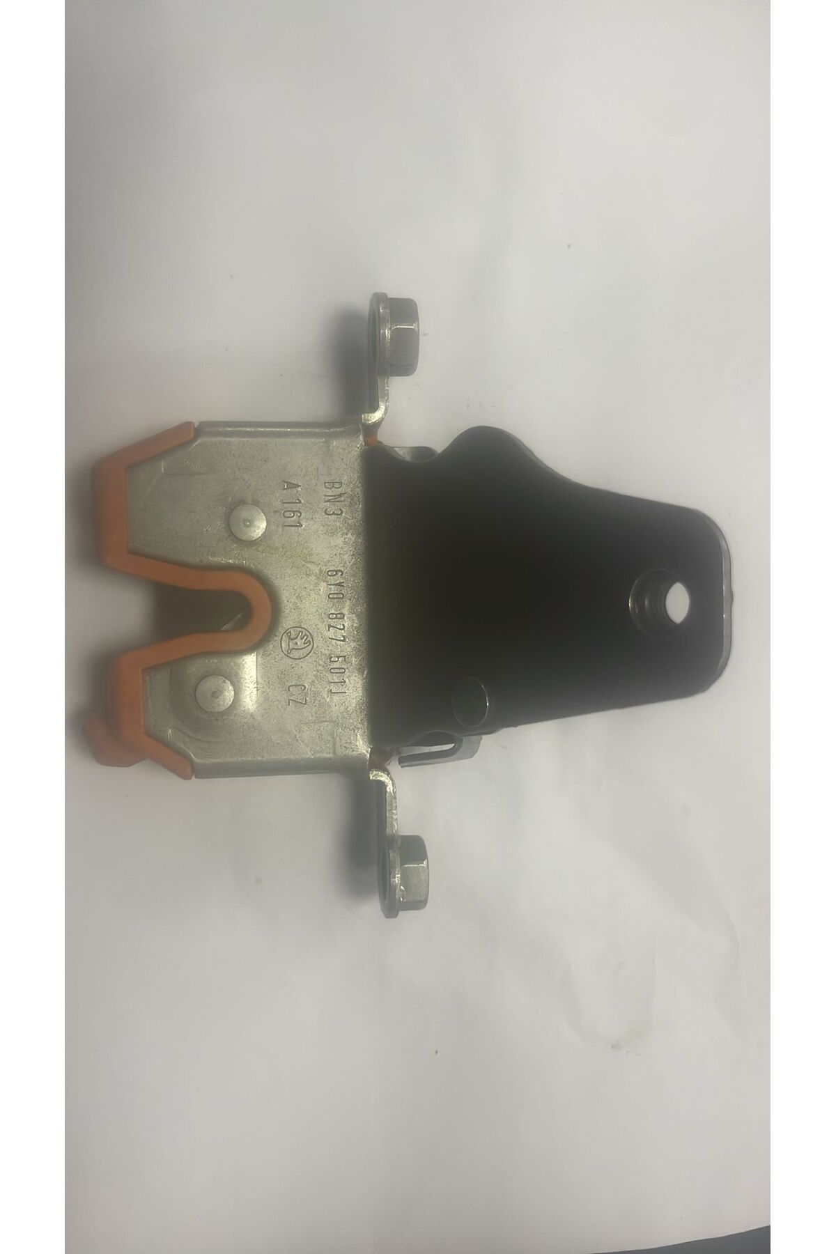 Orjinal SKODA FABİA ARKA BAGAJ KİLİDİ OEM NO: 6Y0 827 501 J