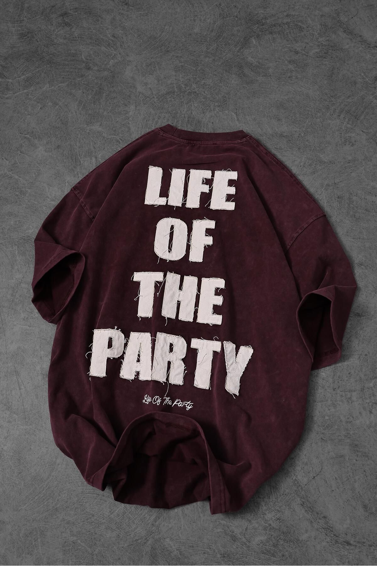 Slatra-Men's Burgundy Life of the Party Applique Dirty Embroidery Washed Oversize Tshirt 2