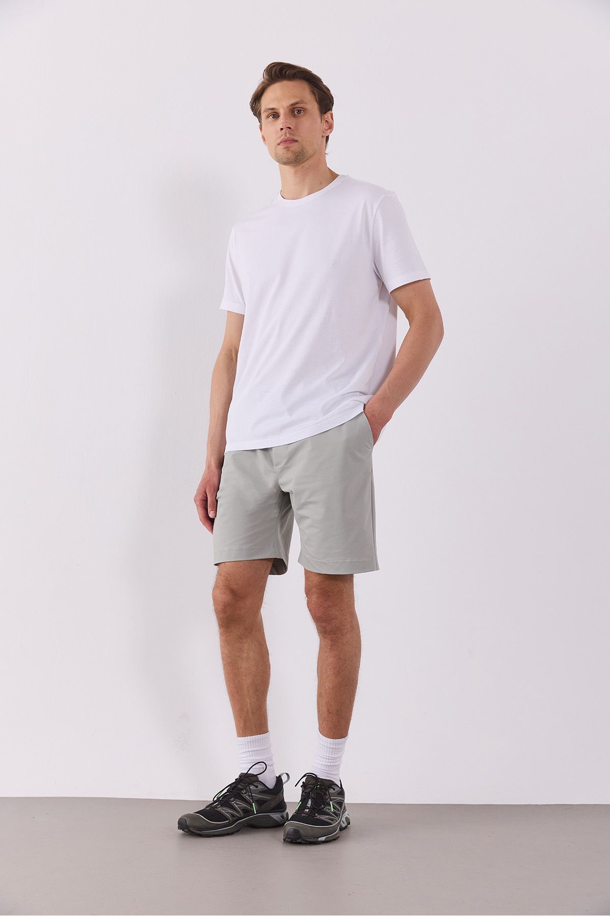complete the look image