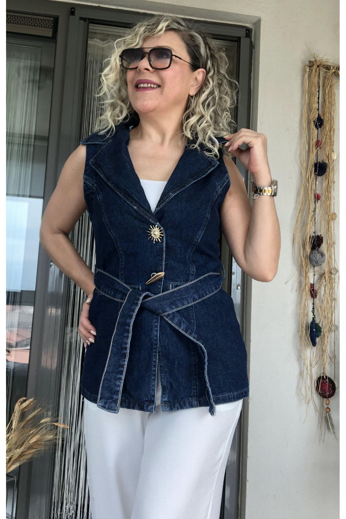 Dila Butik-Stylish Button Detail Denim Vest 4