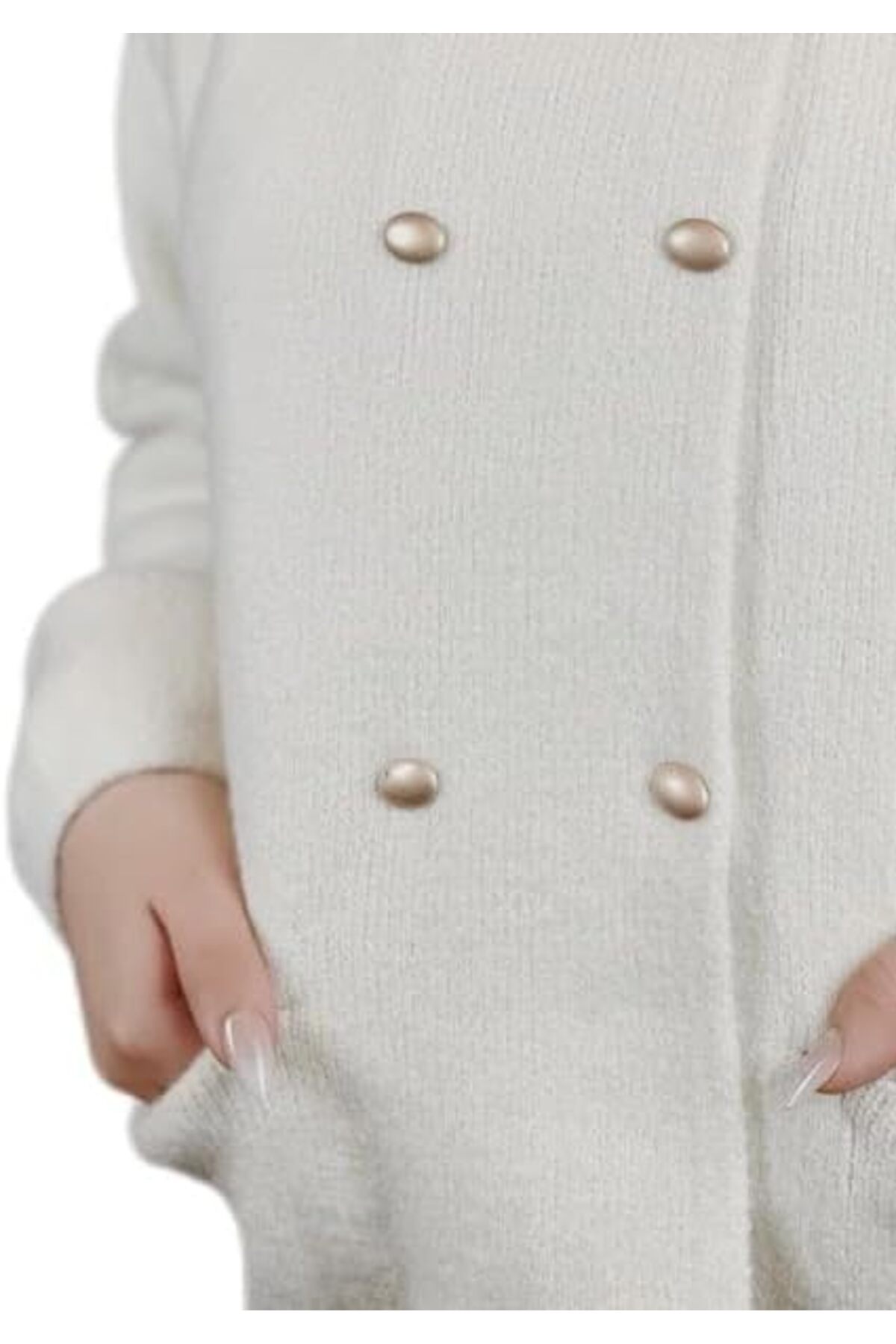 جاكيت صوف طويل أبيض عاجي بأزرار وجيوب للنساء والفتيات من BUNCA