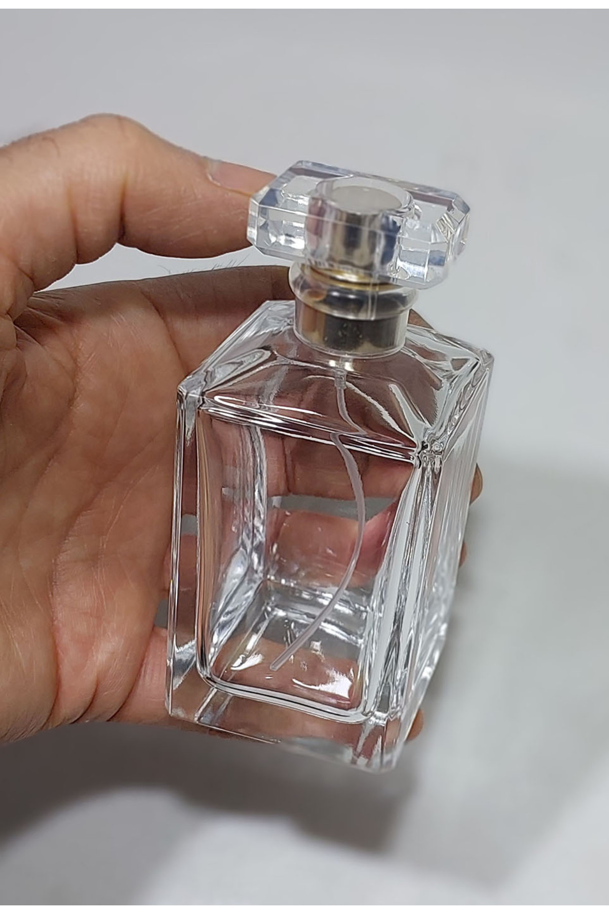 wellLine (1 Adet) Cam Yeniden Doldurulabilir Sprey Kolonya Parfüm Şişesi 100 Ml - şeffaf kapaklı Boş Şişe