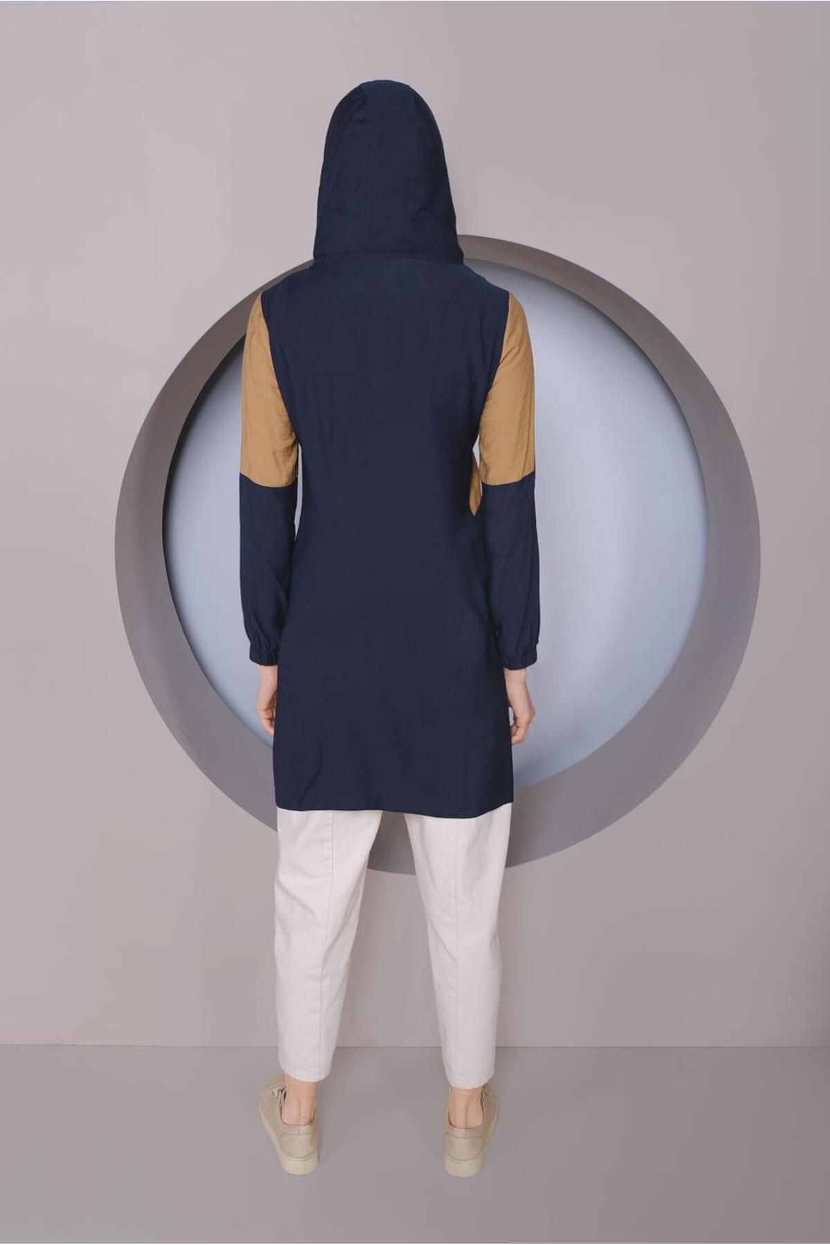 Alvina-41377 Model Color Block Tunic 3