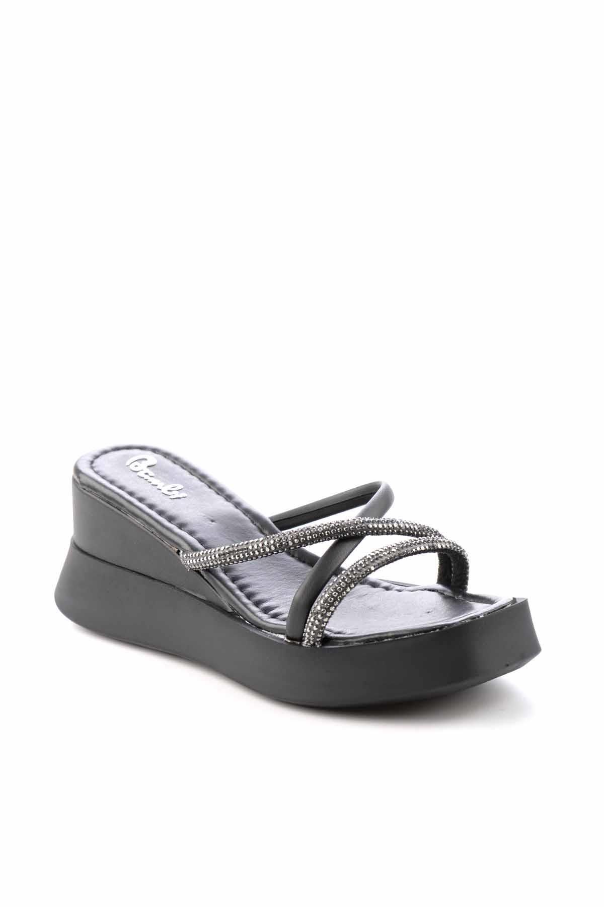 Bambi-Women's Black Slippers K04823075309 3