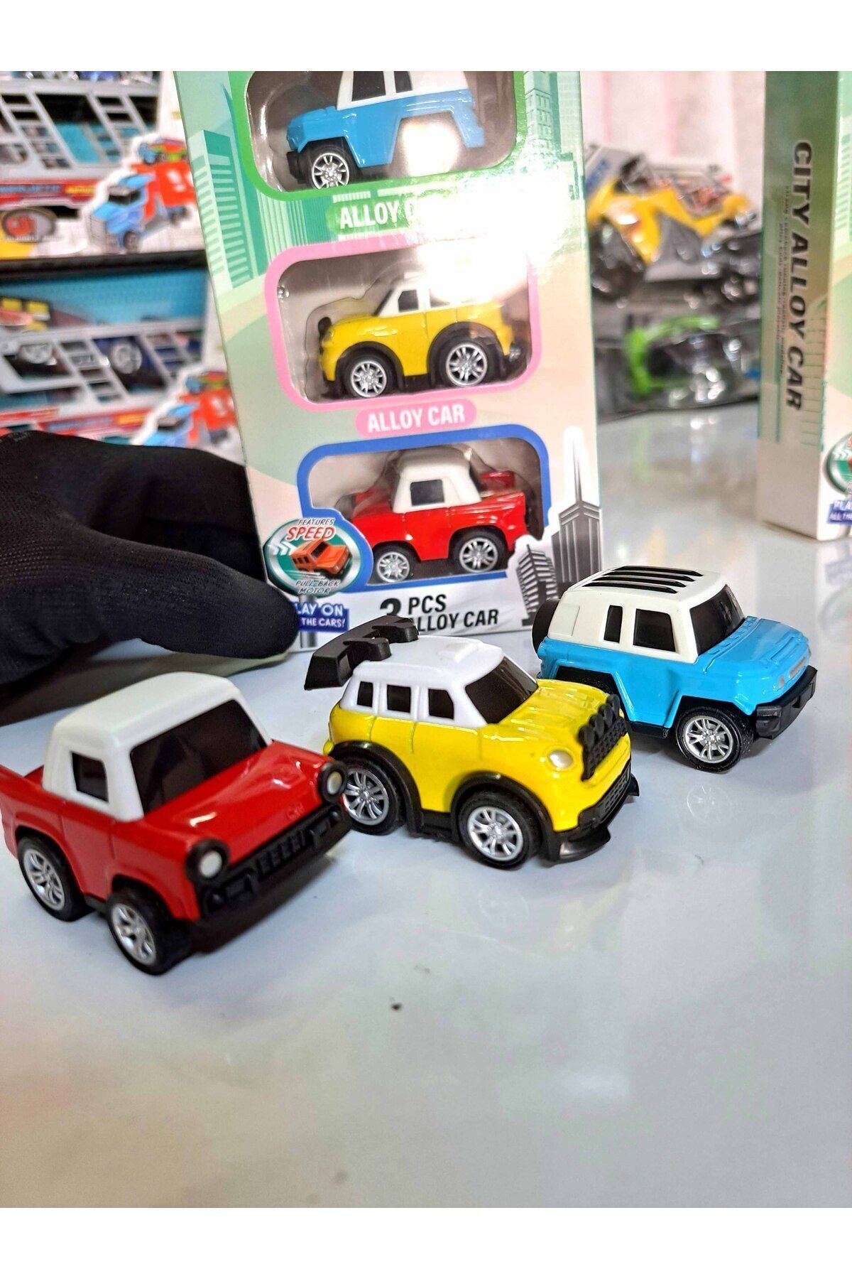 FEN TOYS-سيارات نموذج سيارة صغير جمالي شخصية كرتونية سيارة جيب سباق كلاسيكية 22 × 10 سم 3 قطع 6