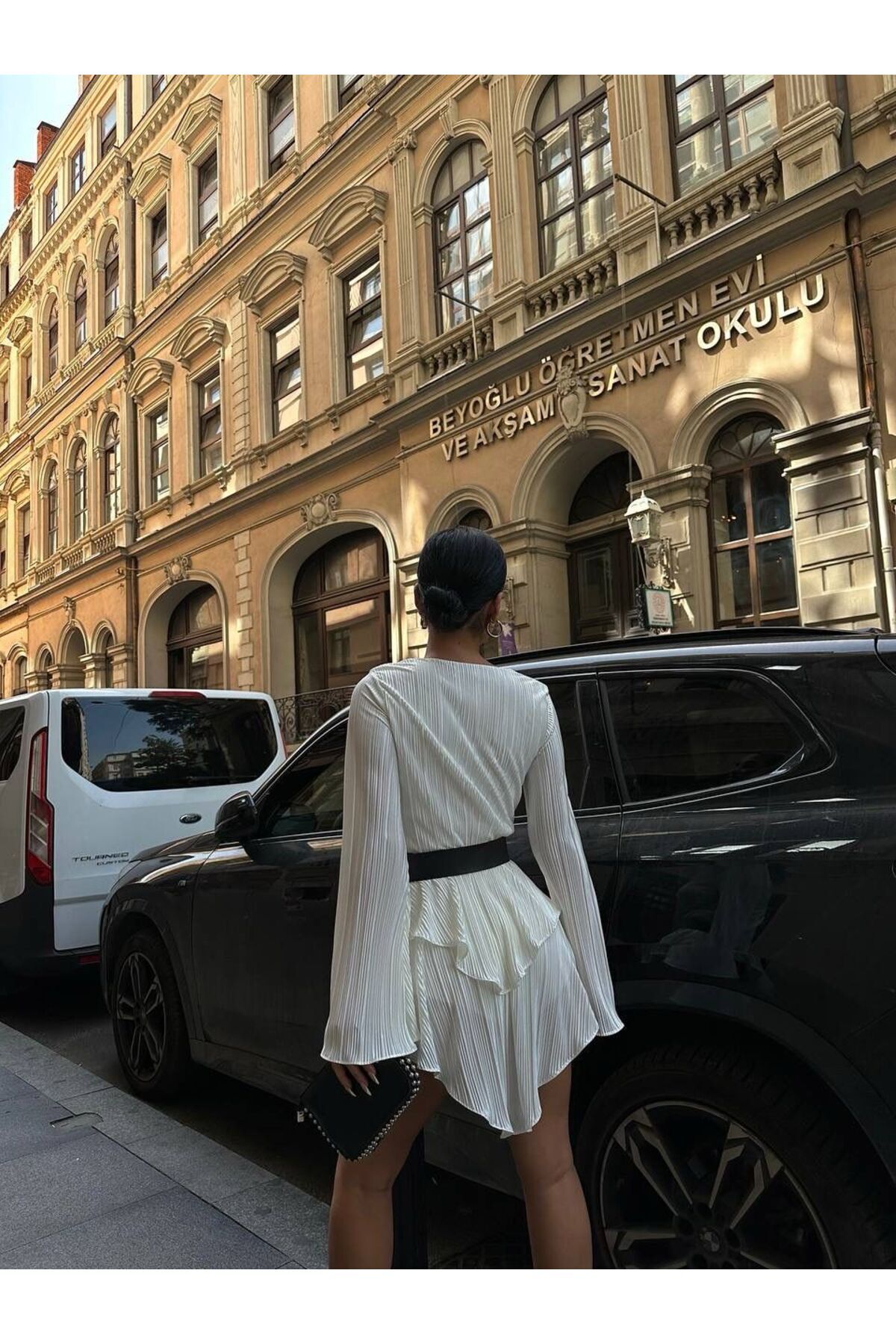 Ekim Store-Rochie mini cu curea plisată cu decolteu în formă de A și pantaloni scurți 6