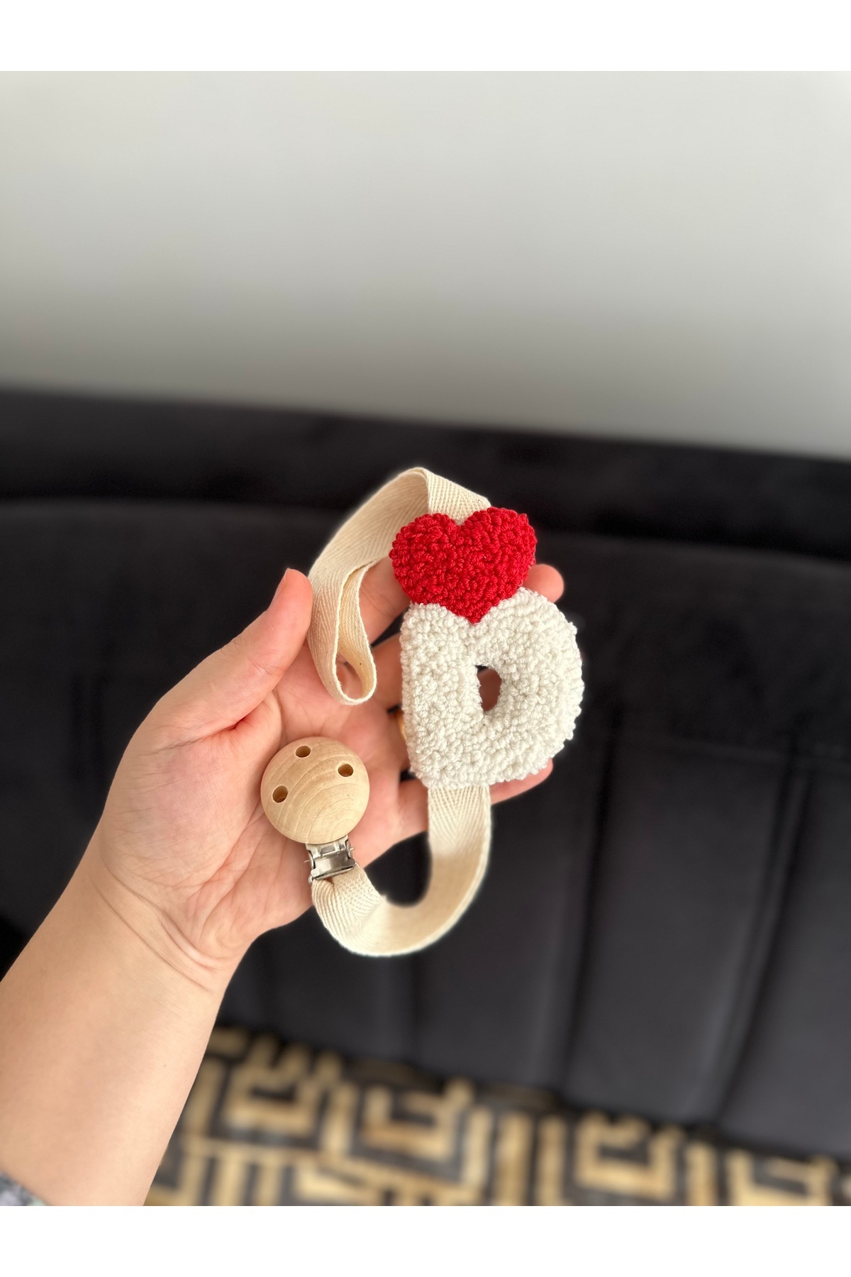 MİRZAS BALKES İsme Özel Çift Taraflı Punch Bebek Emzik Askısı İstenilen Harf ve Renk Seçeneği ile fotoğrafı 2 (önizleme)