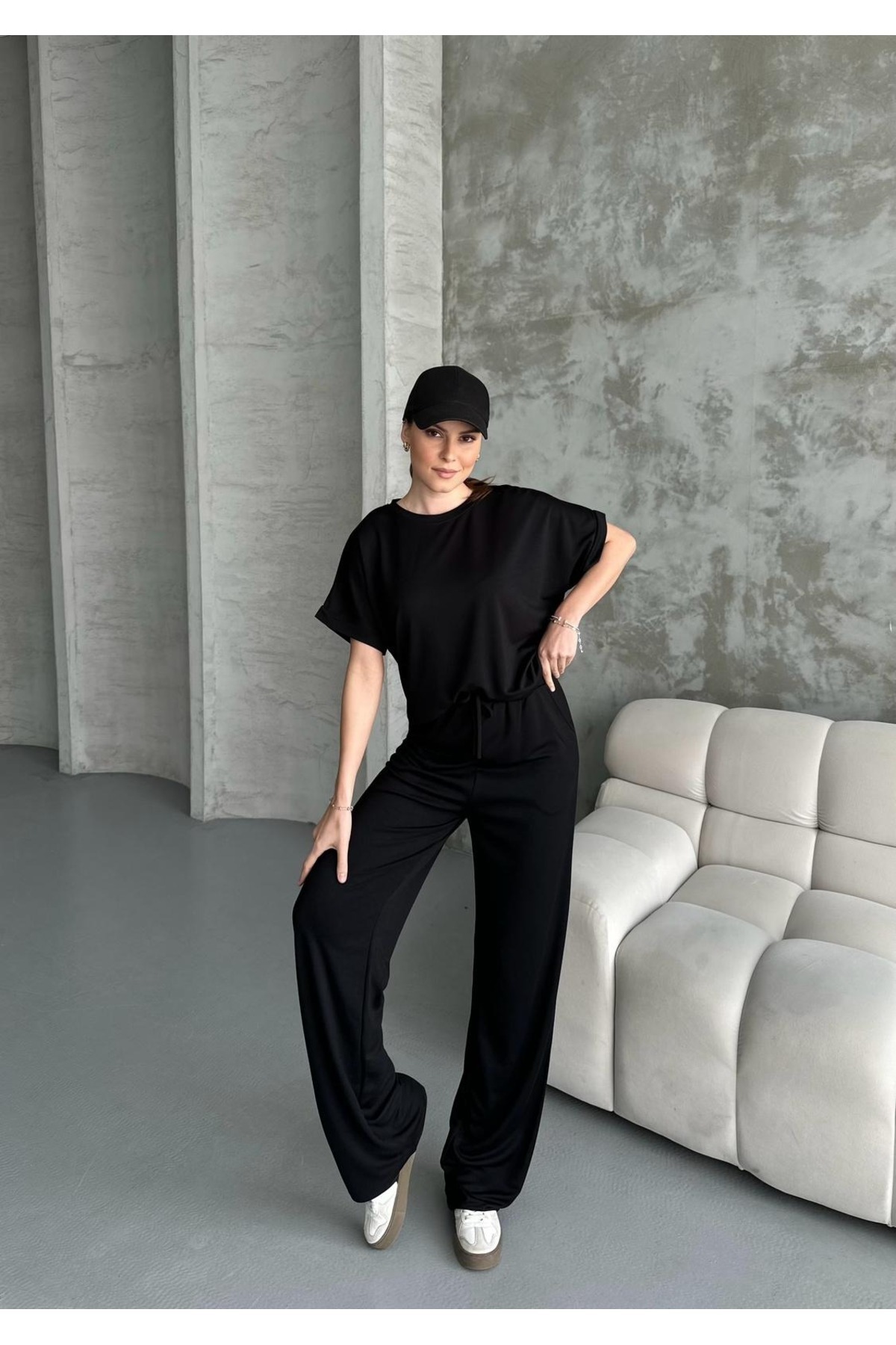02Lady Fashion-Modal Pi̇ke Wide Leg Short Tracksuit Set 8