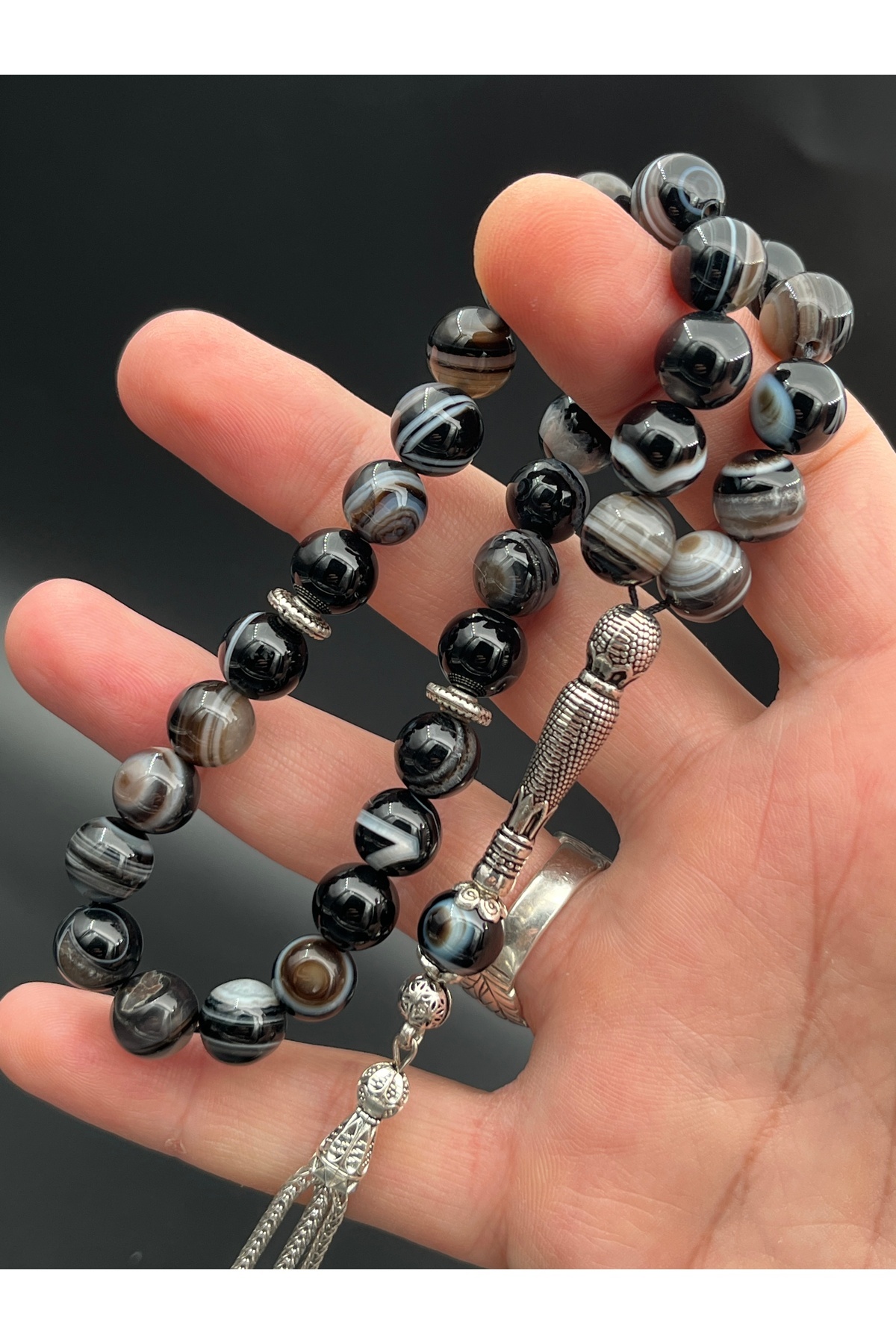 BCF Koleksiyon-Ak 0180200 . 270425   Black and White Banded Agate Sphere Cut Metal Tassel Rosary 10X10Mm 4