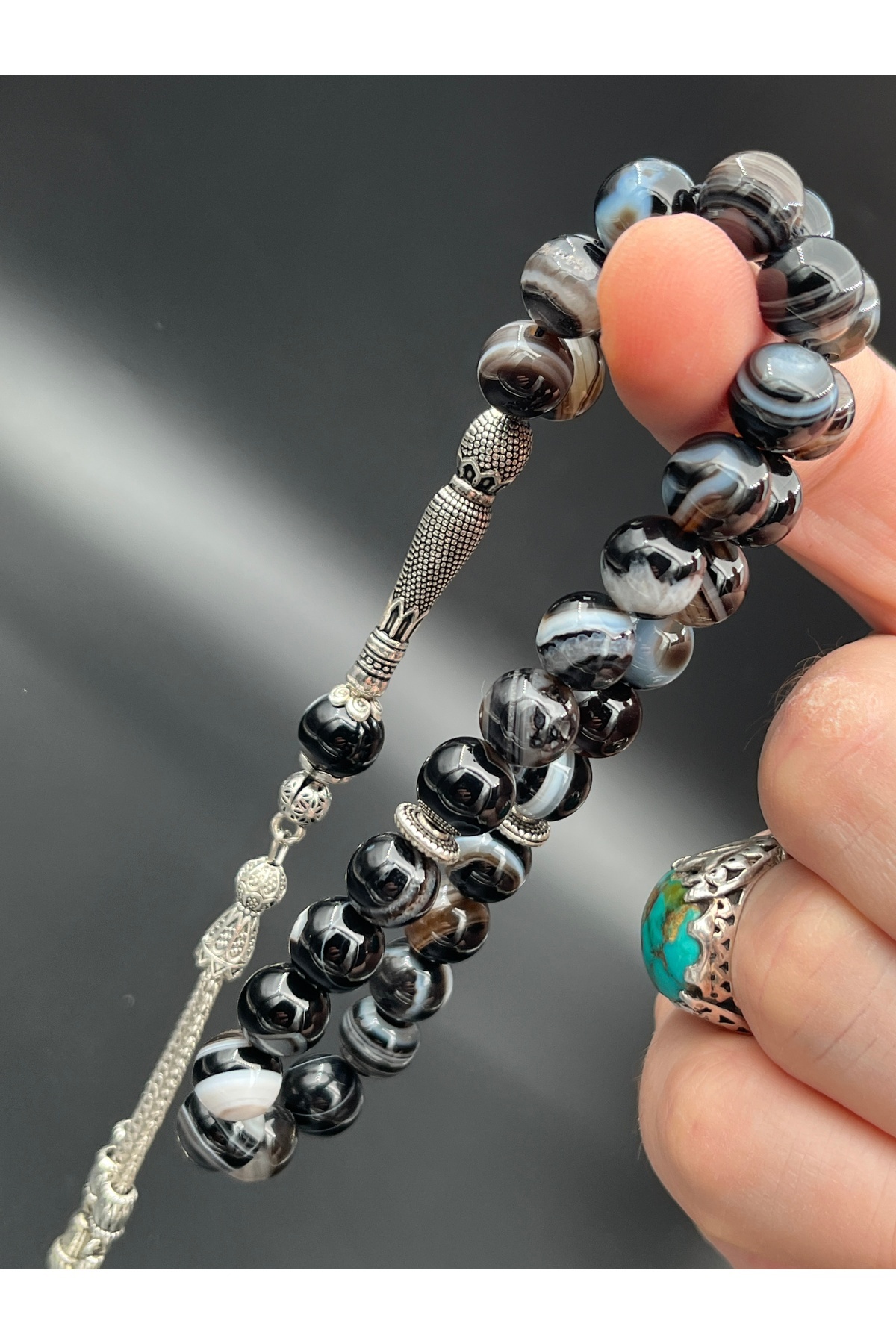 BCF Koleksiyon-Ak 0180200 . 270425   Black and White Banded Agate Sphere Cut Metal Tassel Rosary 10X10Mm 2