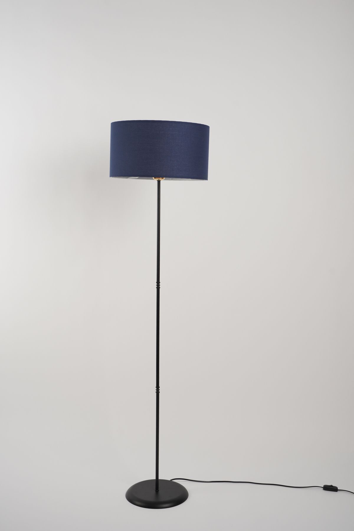 teknotrust Venus Metal Lambader Siyah-Lacivert (38x38x145 cm)