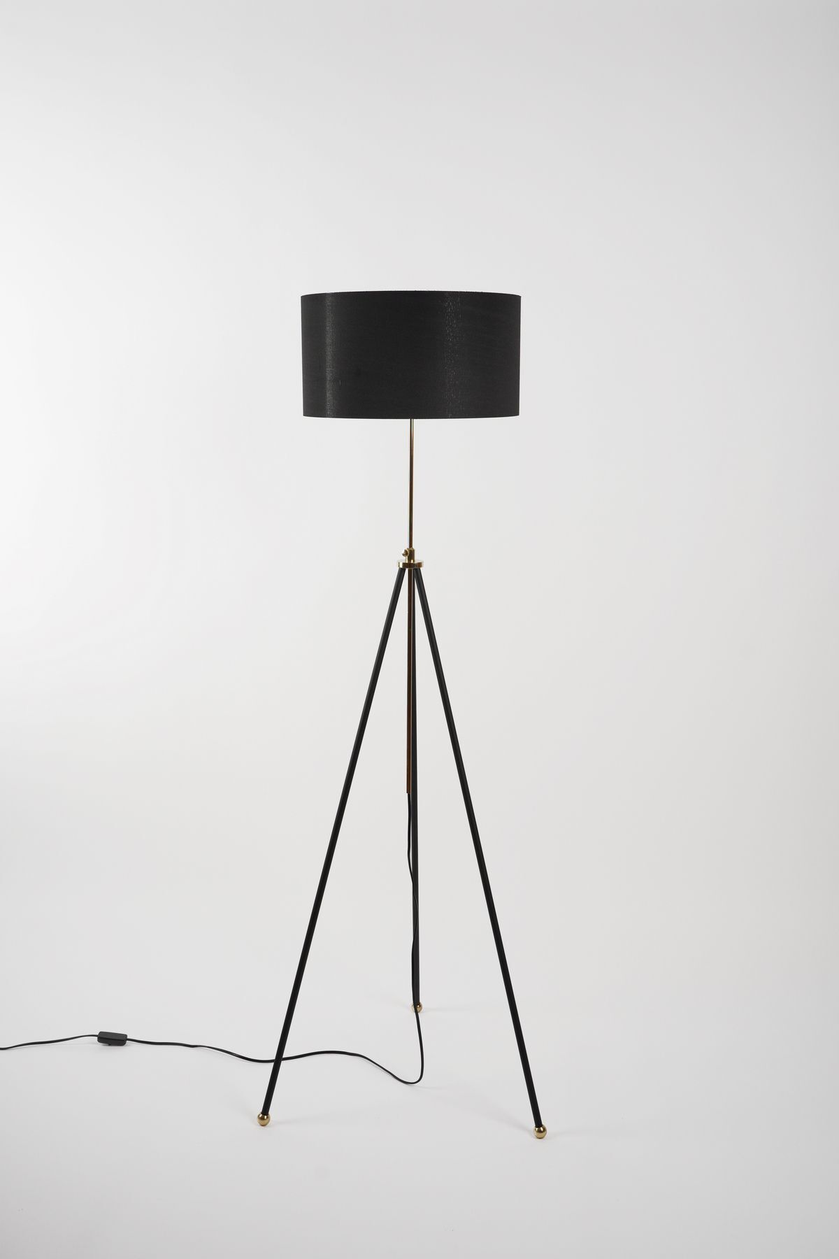 teknotrust Pier Metal Lambader Siyah-Siyah (38x38x145 cm)
